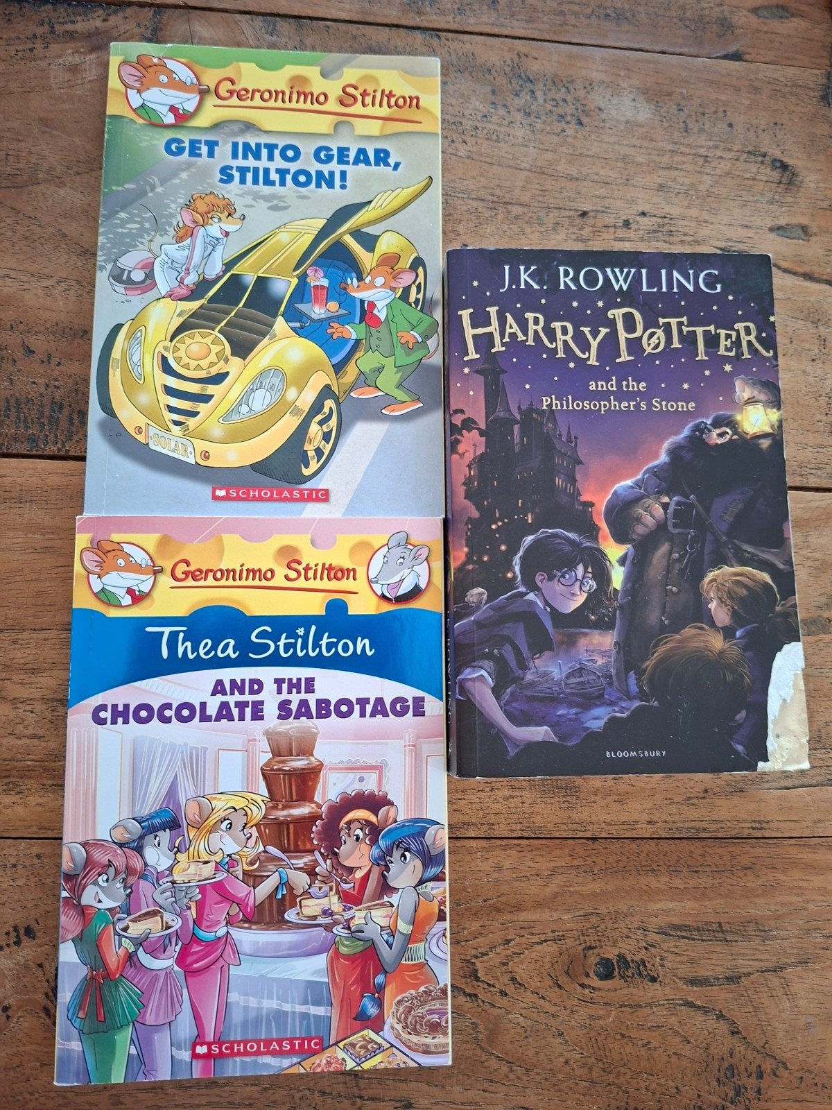 3 Engelse boeken: Harry Potter en 2 Geronimo Stilton boeken, Boeken, Ophalen of Verzenden, Nieuw, Fictie