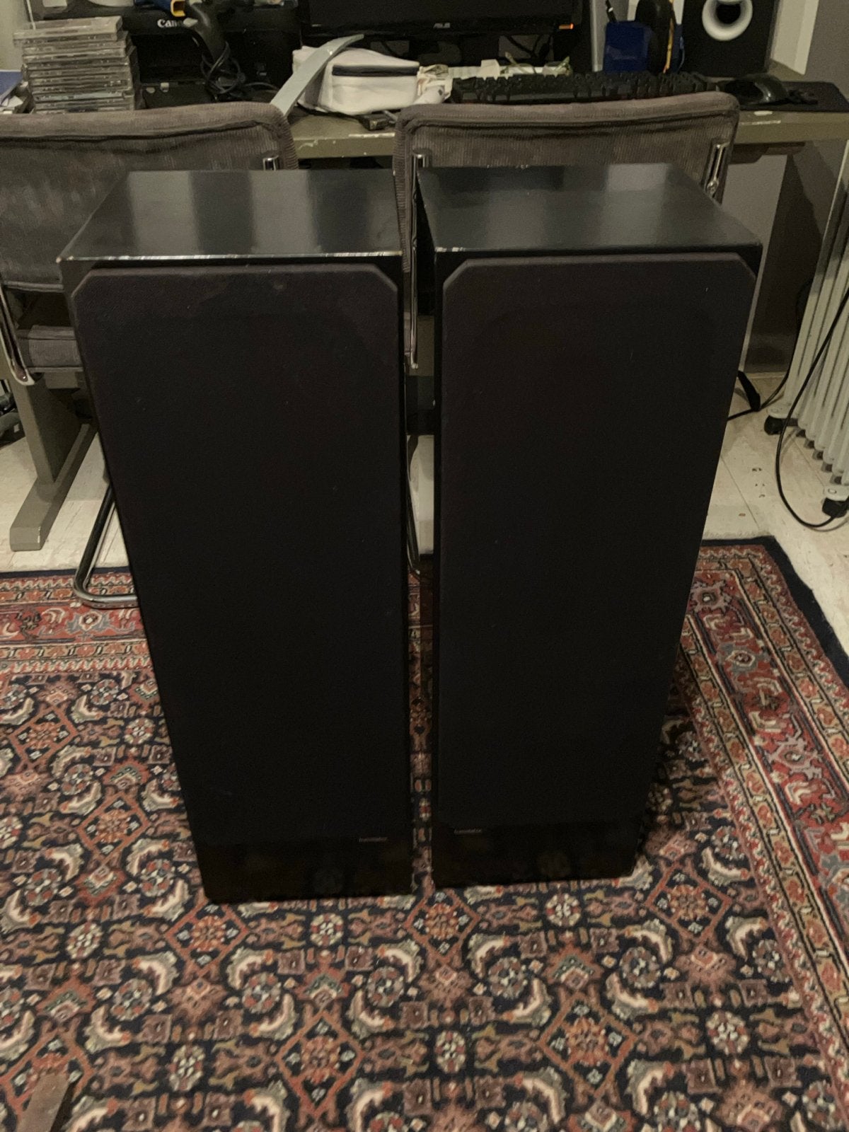Translator Impact 30 Highend Luidsprekers - zwart, Vloerstaande luidspreker, Gebruikt, 120 tot 150 watt, Geschikt voor surround/home cinema