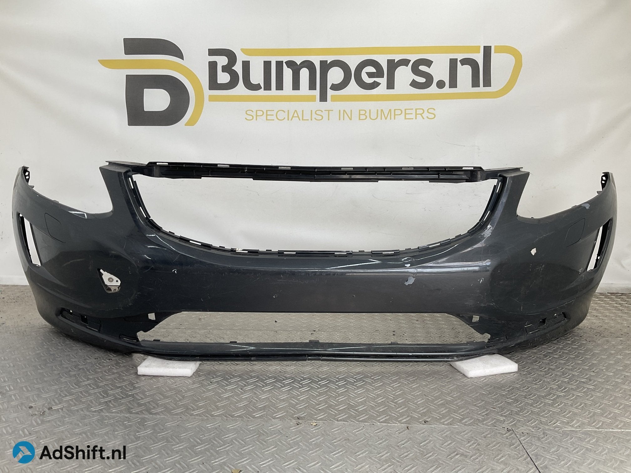 Bumper Volvo XC60 2014 31323765 Voorbumper V5-23210, Bumper