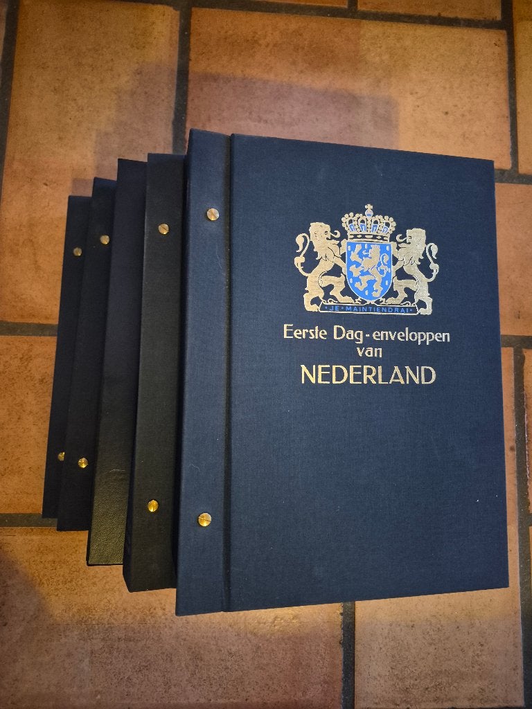 FDC verzameling nrs. 2 t/m 621, Ophalen of Verzenden, Buitenland