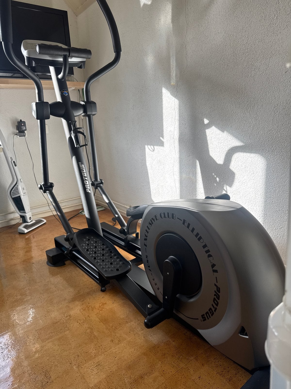 Proteus EEC-7088 Crosstrainer - Zo goed als nieuw, Sport en Fitness, Ophalen, Armen, Zo goed als nieuw, Crosstrainer