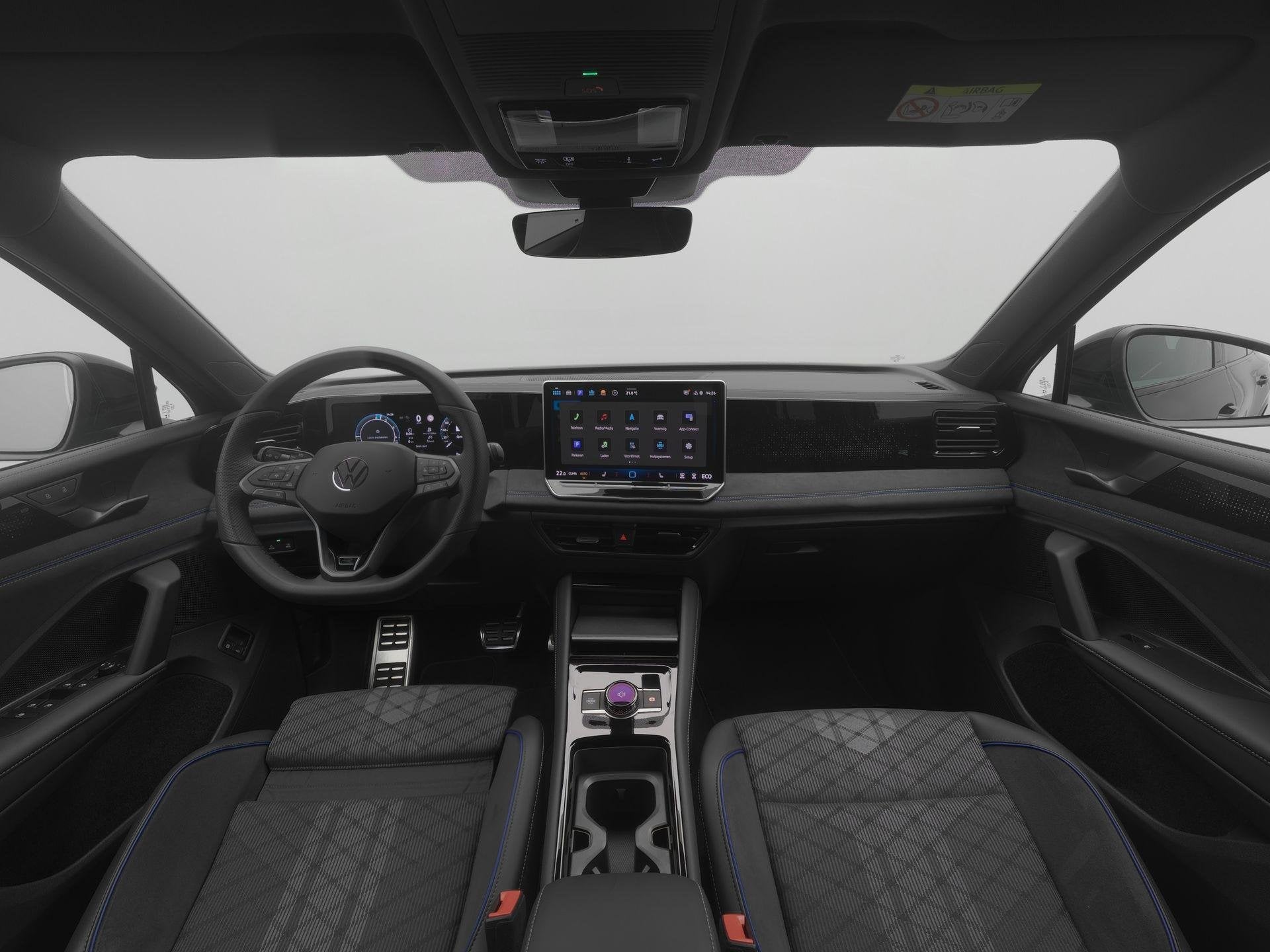 Volkswagen Tiguan 1.5 eHybrid R-Line Edition 204 pk DSG | LE, Auto's, Stof, Euro 6, 150 min, Zwart