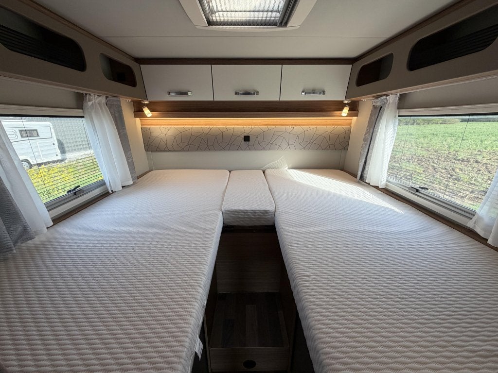 Weinsberg CaraSuite 700 ME, 4 persoons, XXL Garage, Caravans en Kamperen, Campers, Weinsberg, Ringverwarming, Fiat, Bedrijf