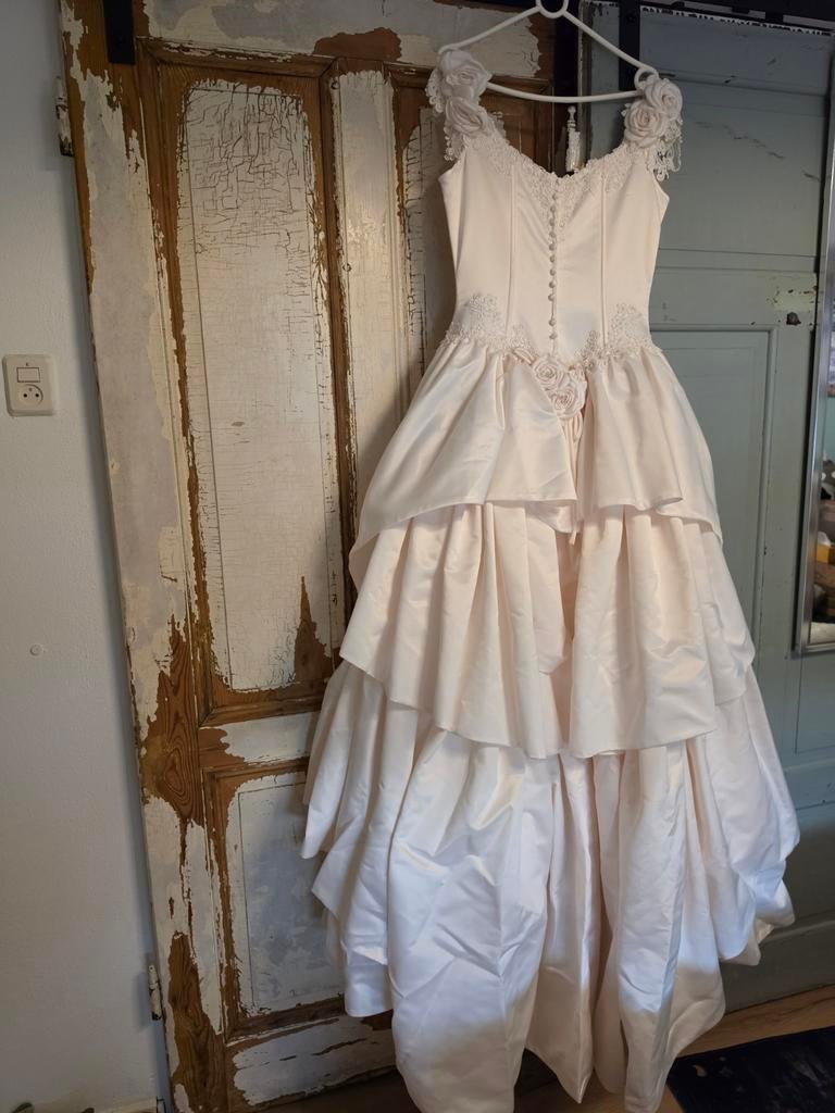 Bruidsjapon Champagne Parelmoer Rosé Baljurk met Sleep, Kleding | Dames, Maat 38/40 (M), Ophalen of Verzenden, Onbekend, Roze