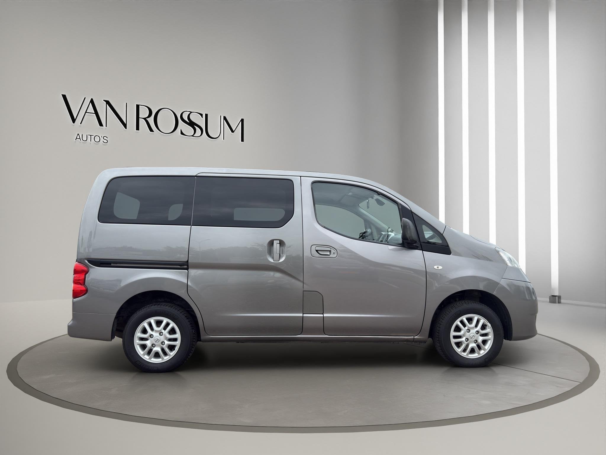 Nissan NV200 1.6 Optima 5 Persoons | Airco | Cruise | Blueto, Auto's, Voorwielaandrijving, Euro 5, Stof, Gebruikt