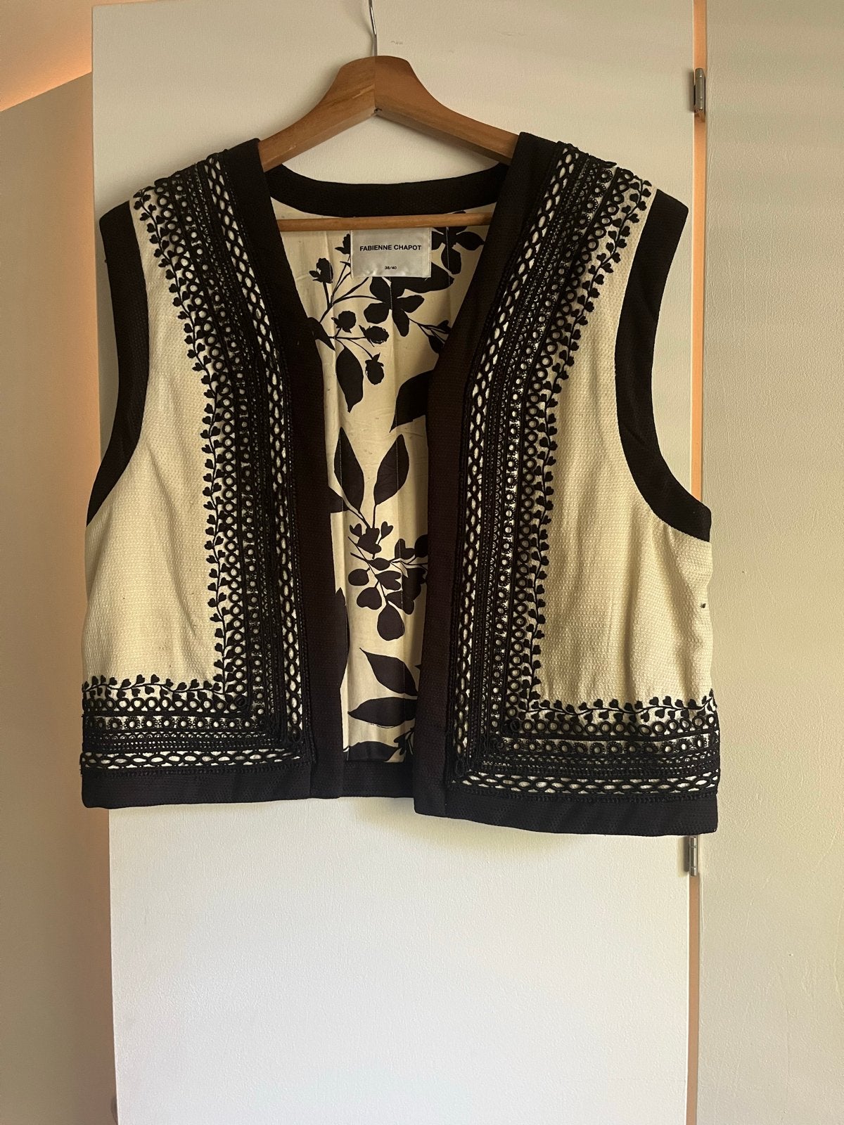 Fabienne Chapot gilet maat 38/40, Ophalen of Verzenden, Zo goed als nieuw, Maat 38/40 (M), Zwart