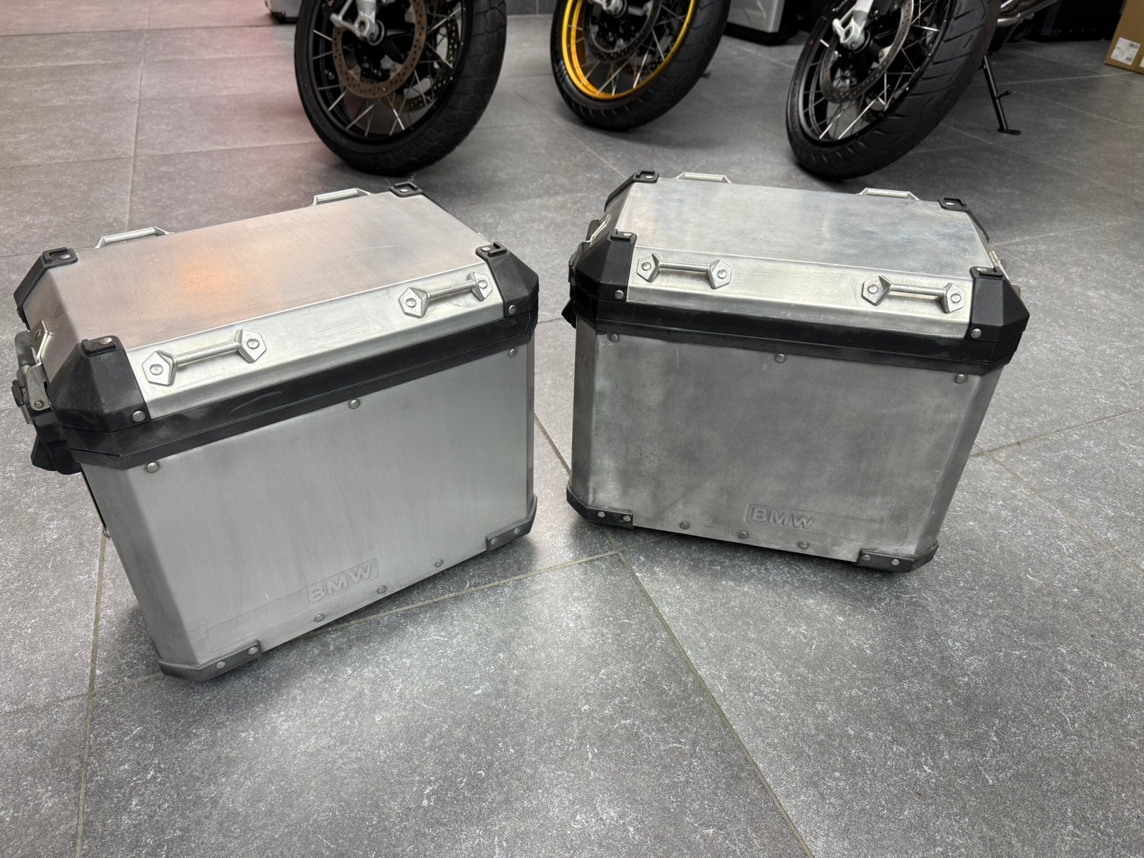 Zij koffer bmw r 1200 gs r 1250gs adventure, Motoren, Ophalen of Verzenden, Gebruikt