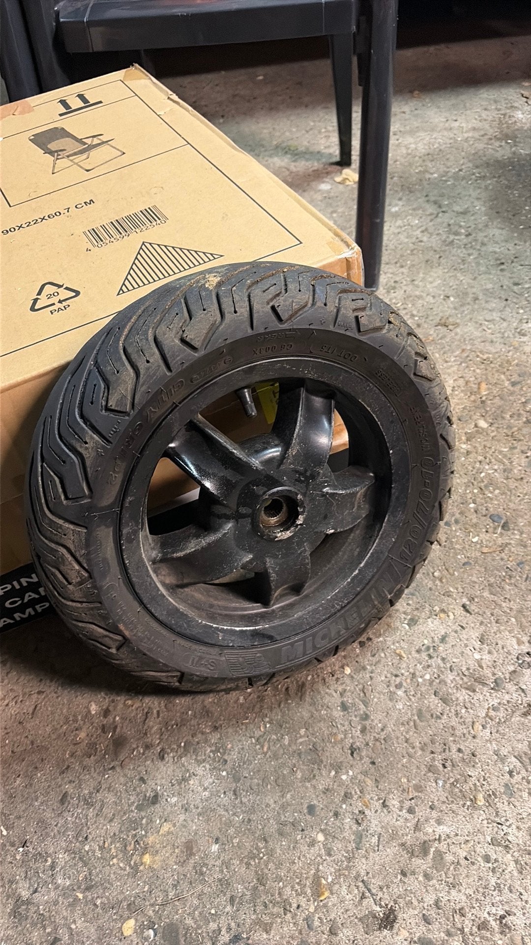 Piaggio zip achtervelg goede michelin band, Ophalen of Verzenden, Zo goed als nieuw, Overige typen, Piaggio