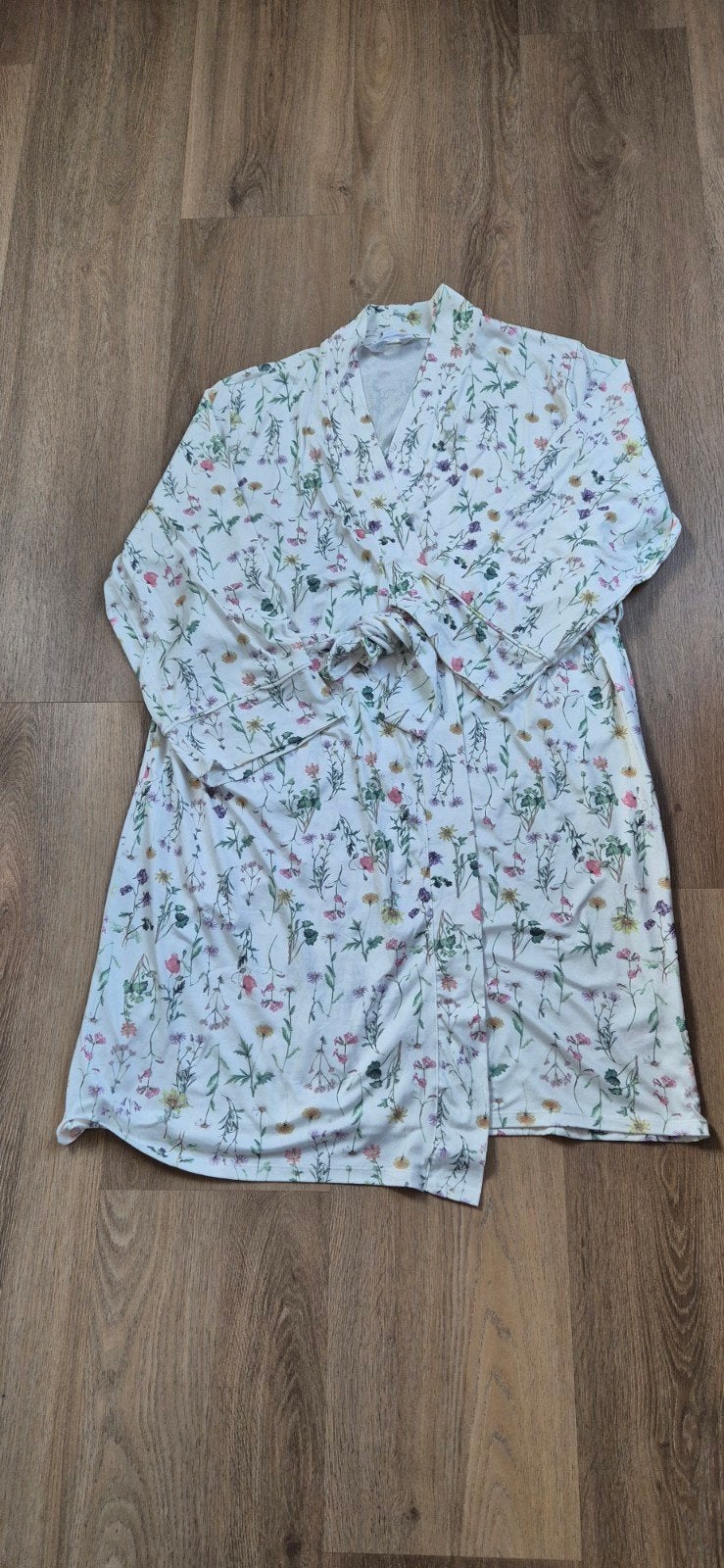 Nieuw zomerse badjas, maat 40/42, Kleding | Dames, Pyjama's, Primark, Ophalen of Verzenden, Nieuw, Maat 38/40 (M)