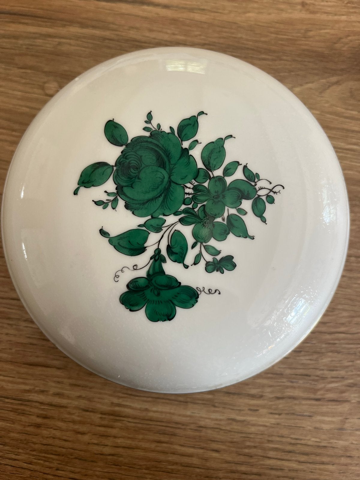 Augarten Wenen porseleinen doosje met groene rozen, Antiek en Kunst, Ophalen of Verzenden