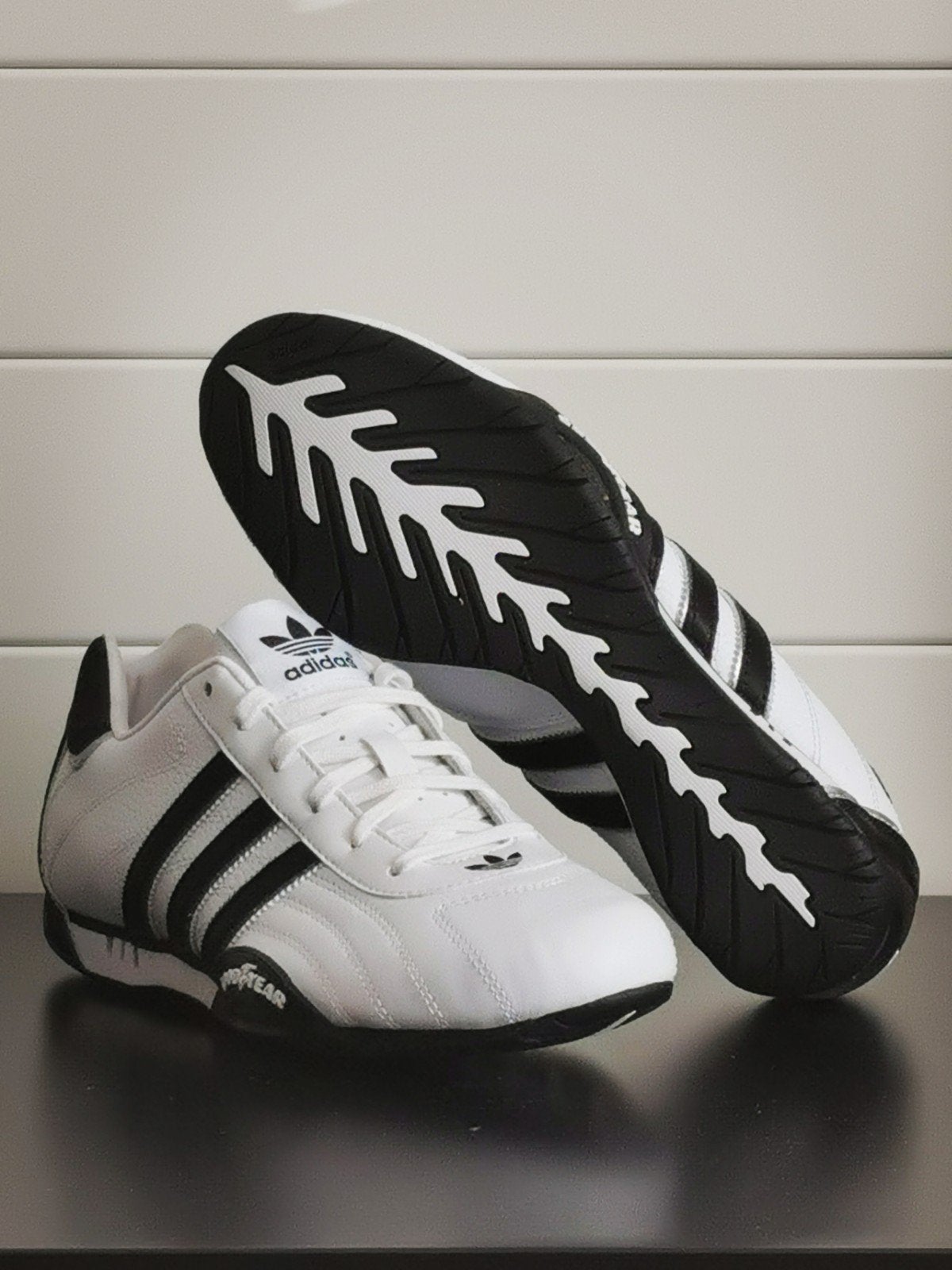 Adidas Adi Racer Lo Goodyear, Wit, Nieuw, Ophalen of Verzenden, Sneakers of Gympen