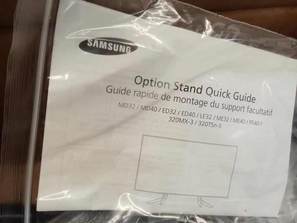 Nieuwe Samsung TV Standaard, Audio, Tv en Foto, Televisie-accessoires, Ophalen of Verzenden
