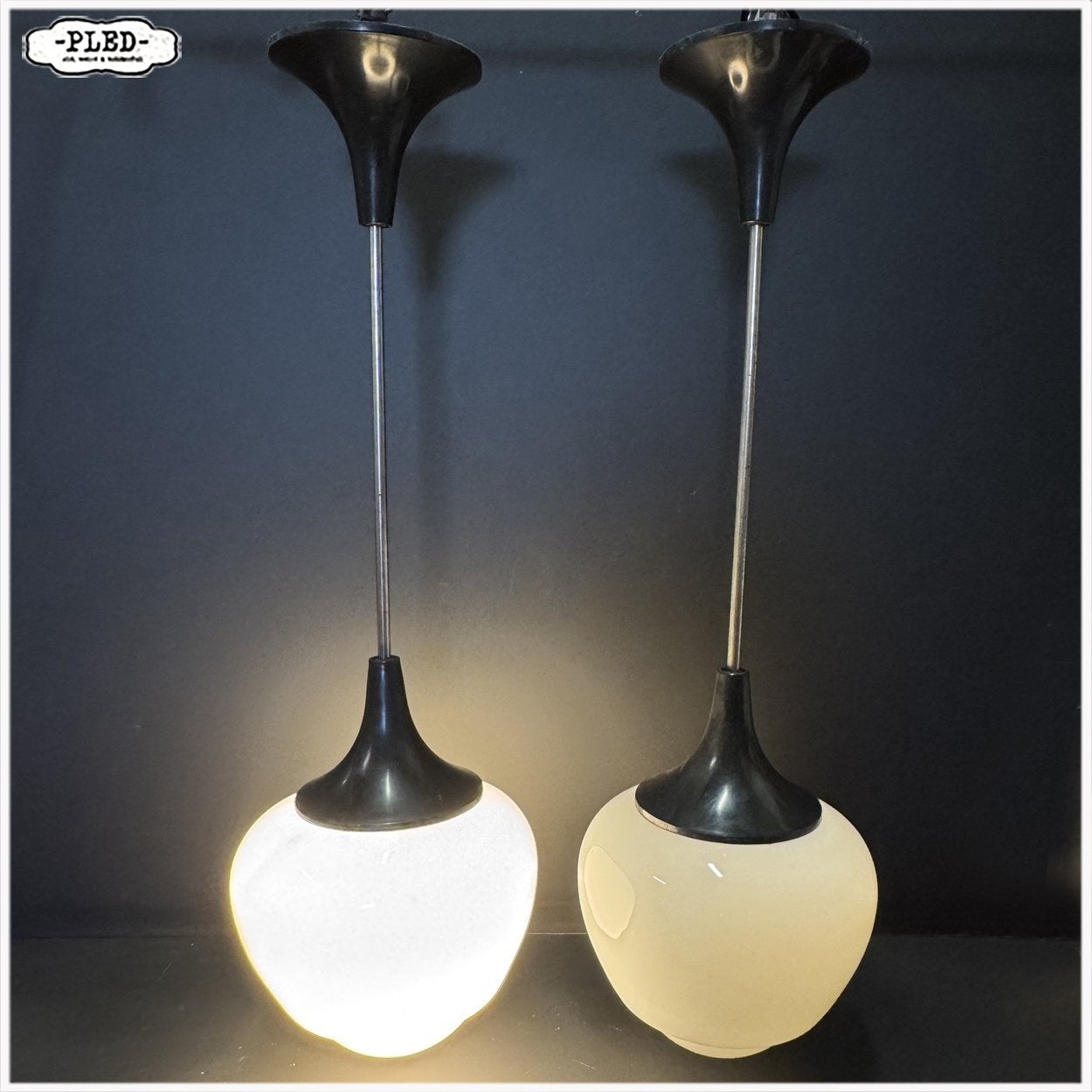 Duo opaline lampen Hanglampen Prijs is voor beide samen, Ophalen, Gebruikt, E27 (groot), Jaren 30 Boho Japandi Vintage