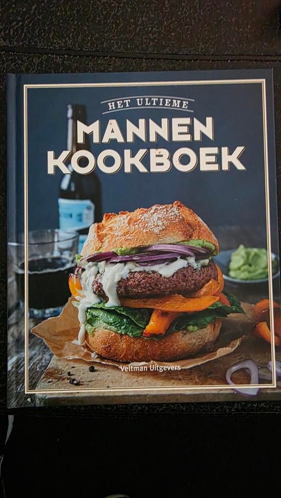 Het Ultieme Mannen Kookboek - Veltman Uitgevers, Veltman Uitgevers, Hoofdgerechten, Ophalen of Verzenden, Zo goed als nieuw