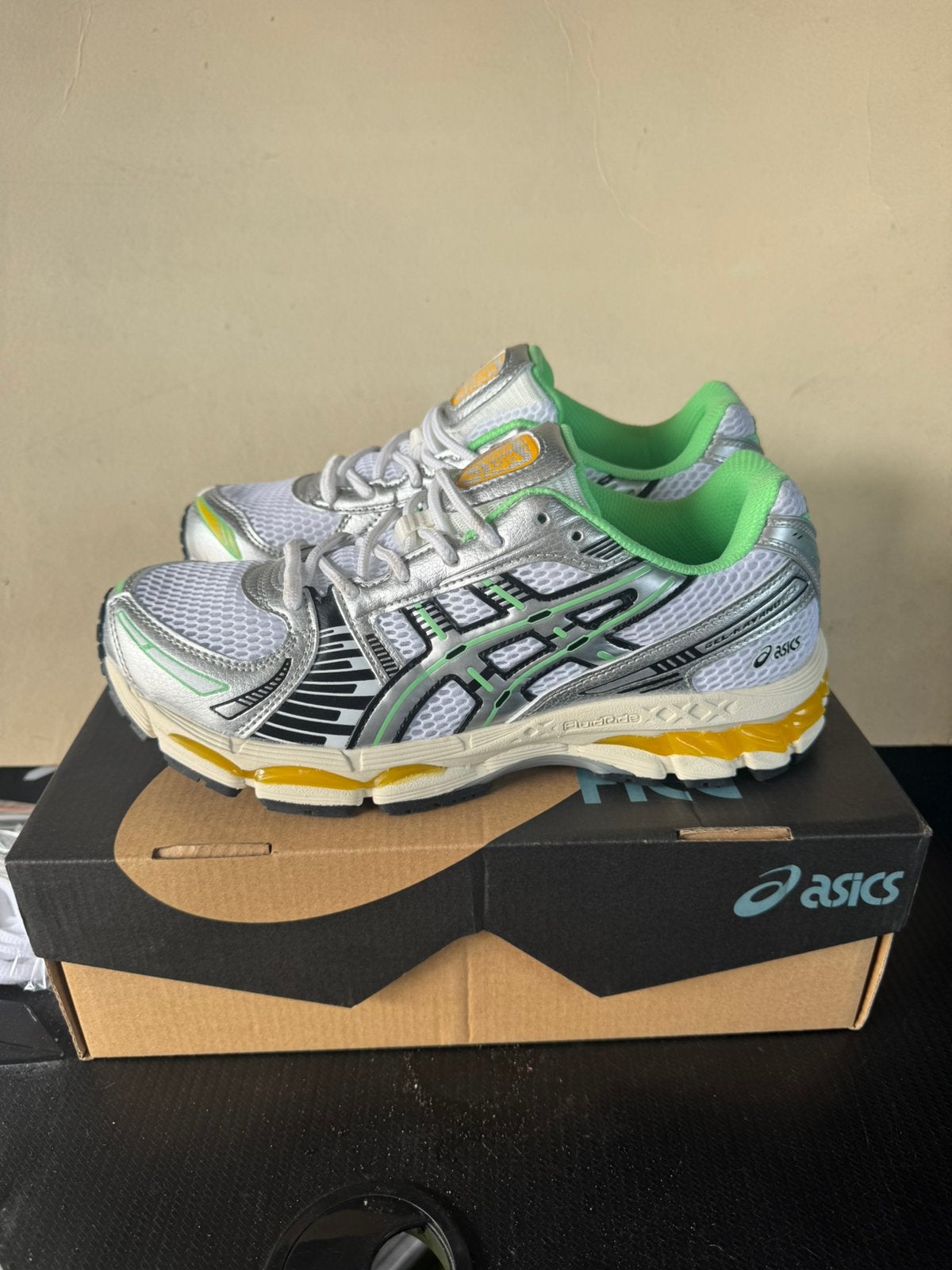 Asics Gel-Kayano 12.1 Kith Orange Green Silver maat 42, Ophalen of Verzenden, Zo goed als nieuw, Overige kleuren