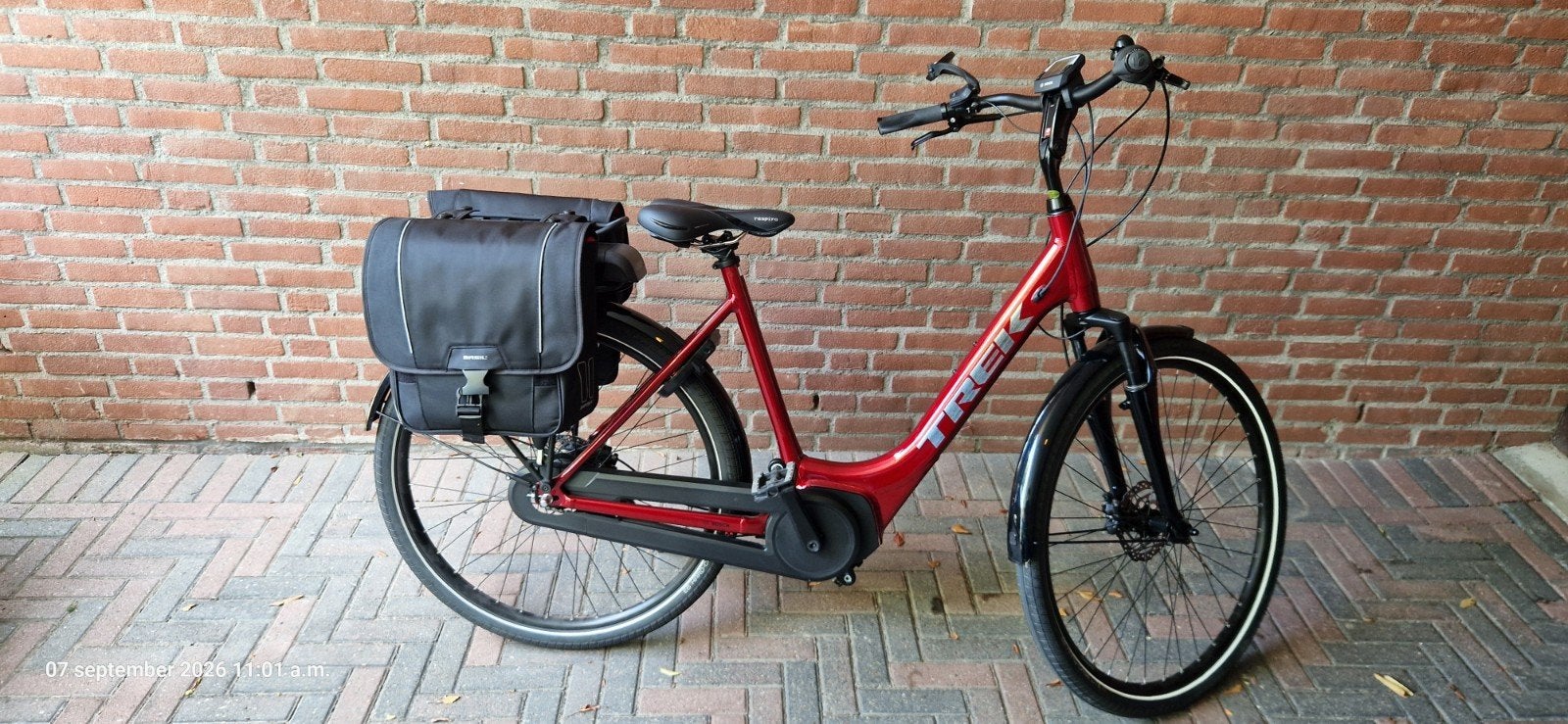 Trek damesfiets,maat L slechts 166 km gefietst., Fietsen en Brommers, Ophalen, Zo goed als nieuw, 50 km per accu of meer, Overige merken