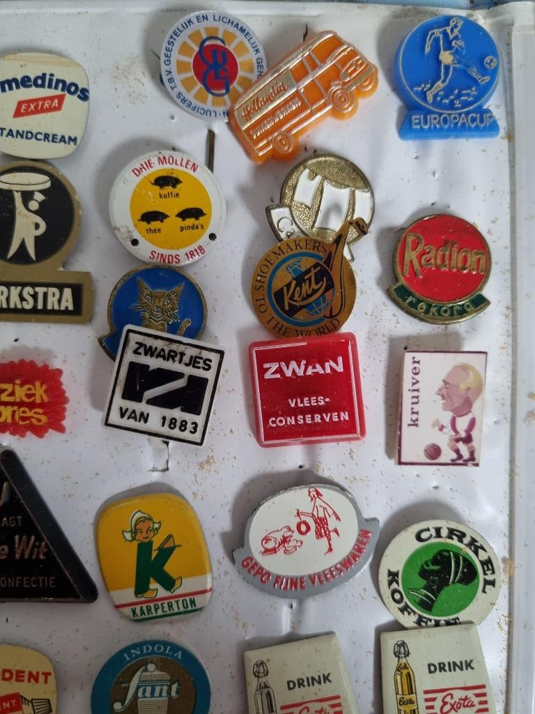 Heel veel speldjes Met oa Kruiver (Feyenoord), Ophalen of Verzenden, Gebruikt, Overige onderwerpen, Speldje of Pin
