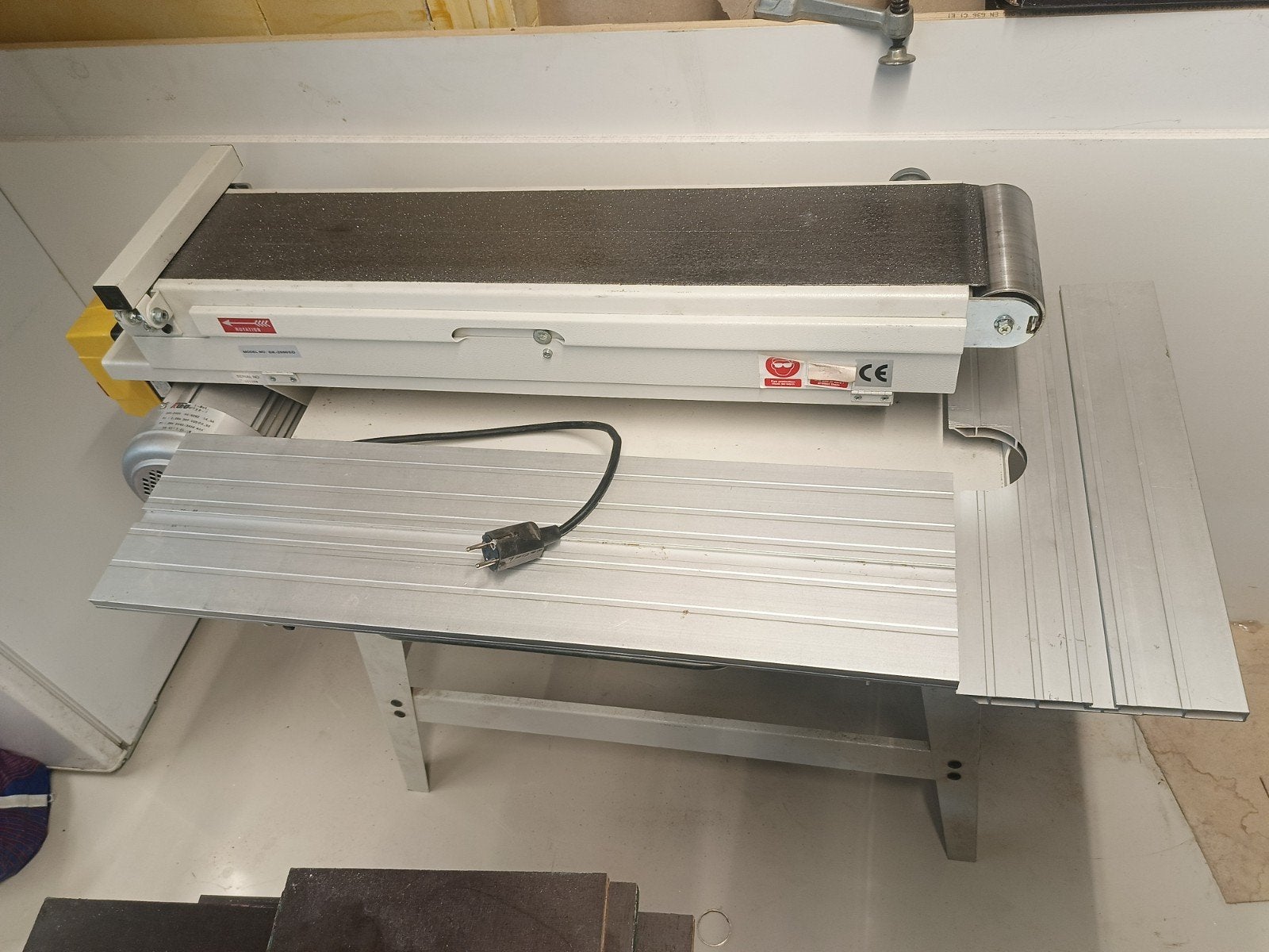 Bandschuurmachine SK-2000SD, Ophalen, Gebruikt, 1200 watt of meer, Bandschuurmachine
