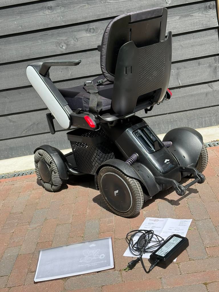 Mooie Whill C2 elek. rolstoel met BT. Nieuwe accu, garantie!, Diversen, Ophalen, Inklapbaar, Zo goed als nieuw, Elektrische rolstoel