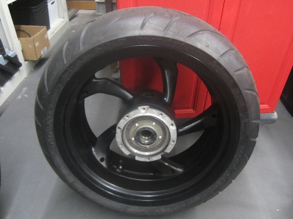 Verbreed achterwiel 240 voor v-max 1700, Motoren, Ophalen of Verzenden, Nieuw