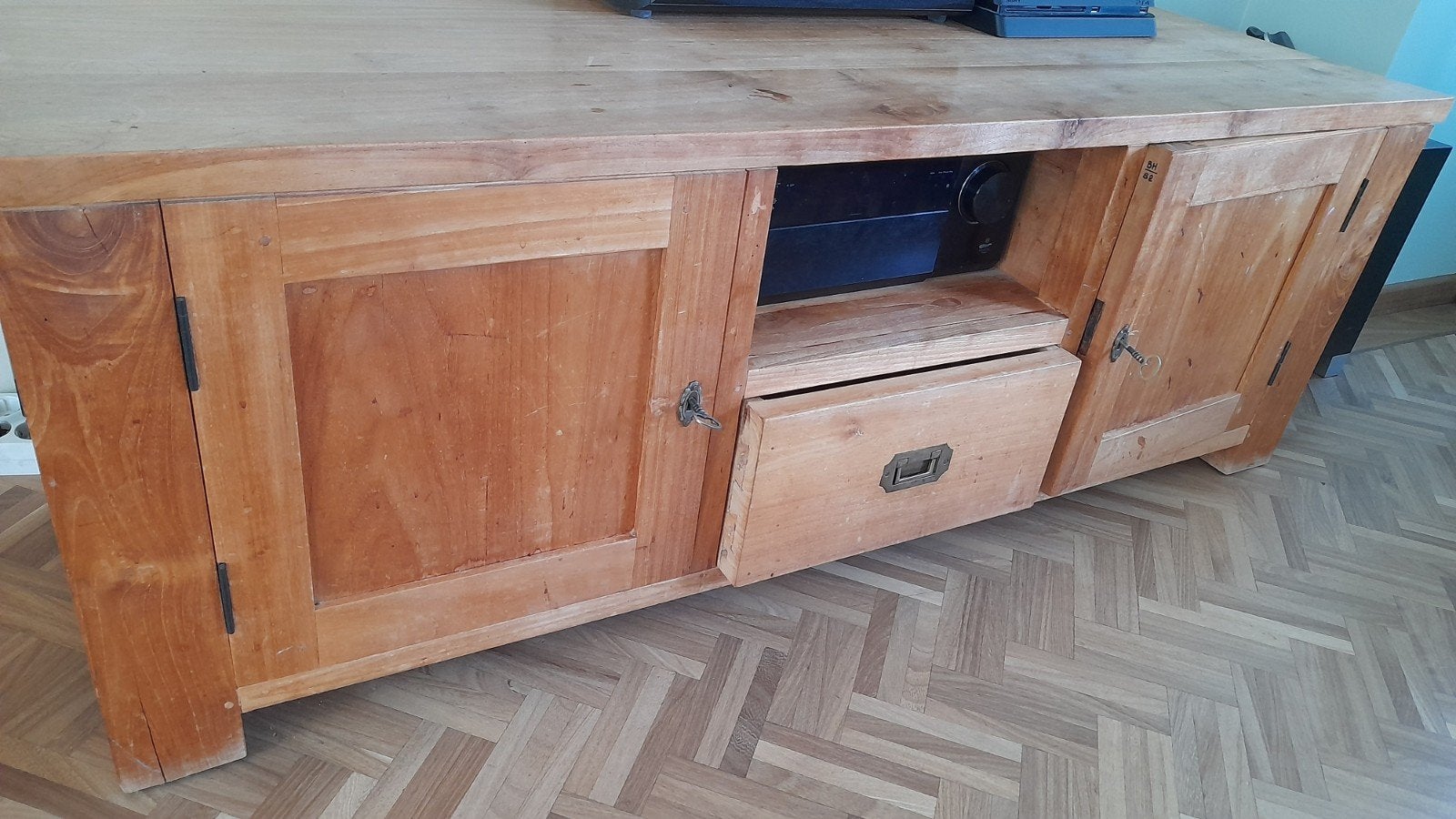Teak massief houten tv meubel, Gebruikt, 100 tot 150 cm, Teakhout, Ophalen of Verzenden