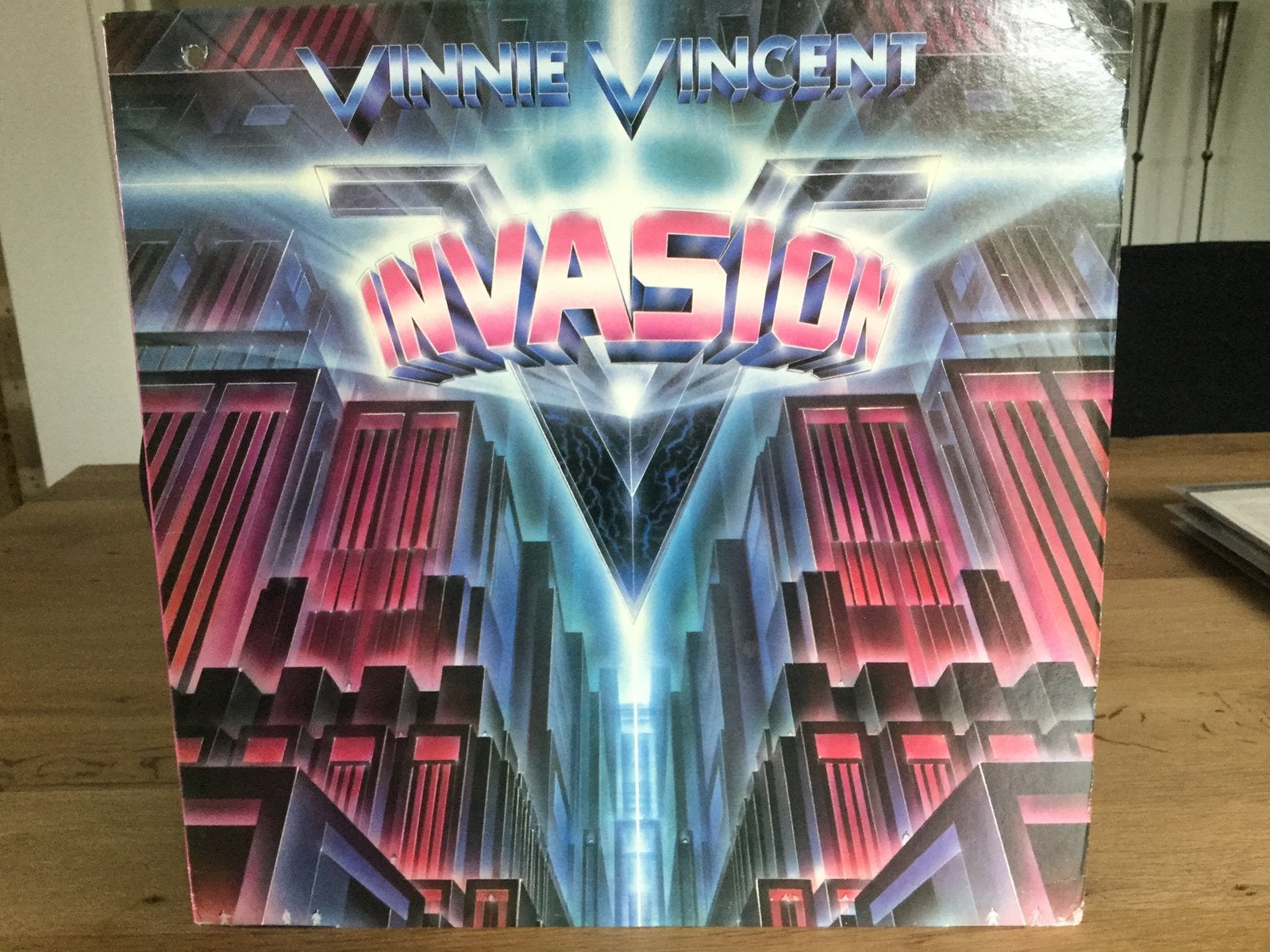 Vinnie Vincent Invasion-Vinnie Vincent Invasion. Vinyl LP., Ophalen of Verzenden, Zo goed als nieuw, 12 inch
