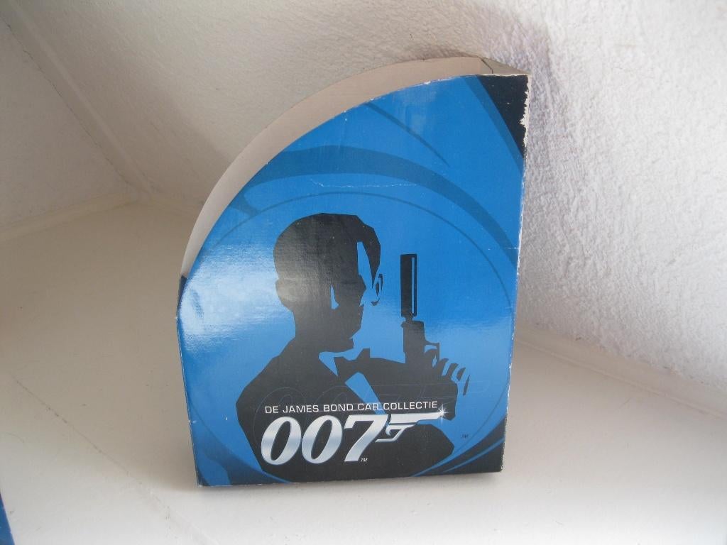 houder /map voor tijdschriften james bond car collectie, Ophalen of Verzenden, Overige typen