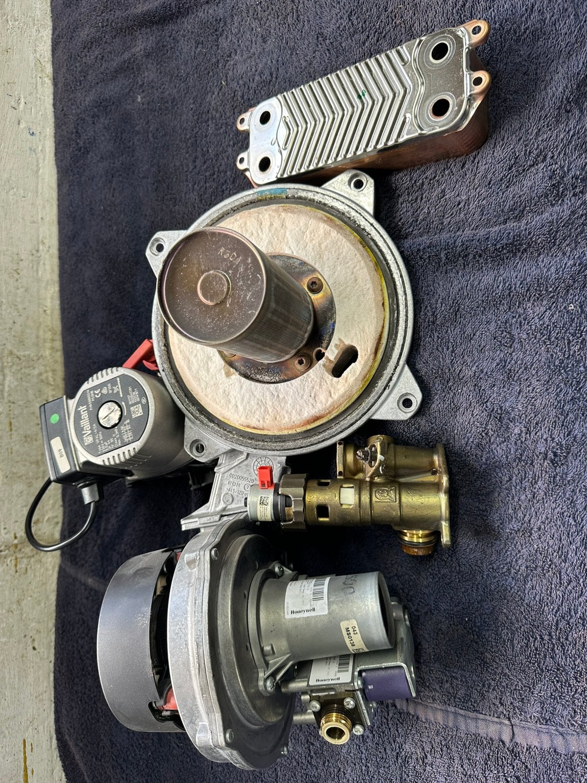 Vaillant onderdelen, Minder dan 30 cm, Cv-ketel of Combi-ketel, Minder dan 60 cm, Ophalen of Verzenden