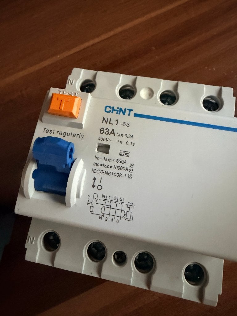 NIEUW - Aardlekschakelaar Chint NL1-63, Ophalen of Verzenden, Nieuw, Overige merken, Schakelaar