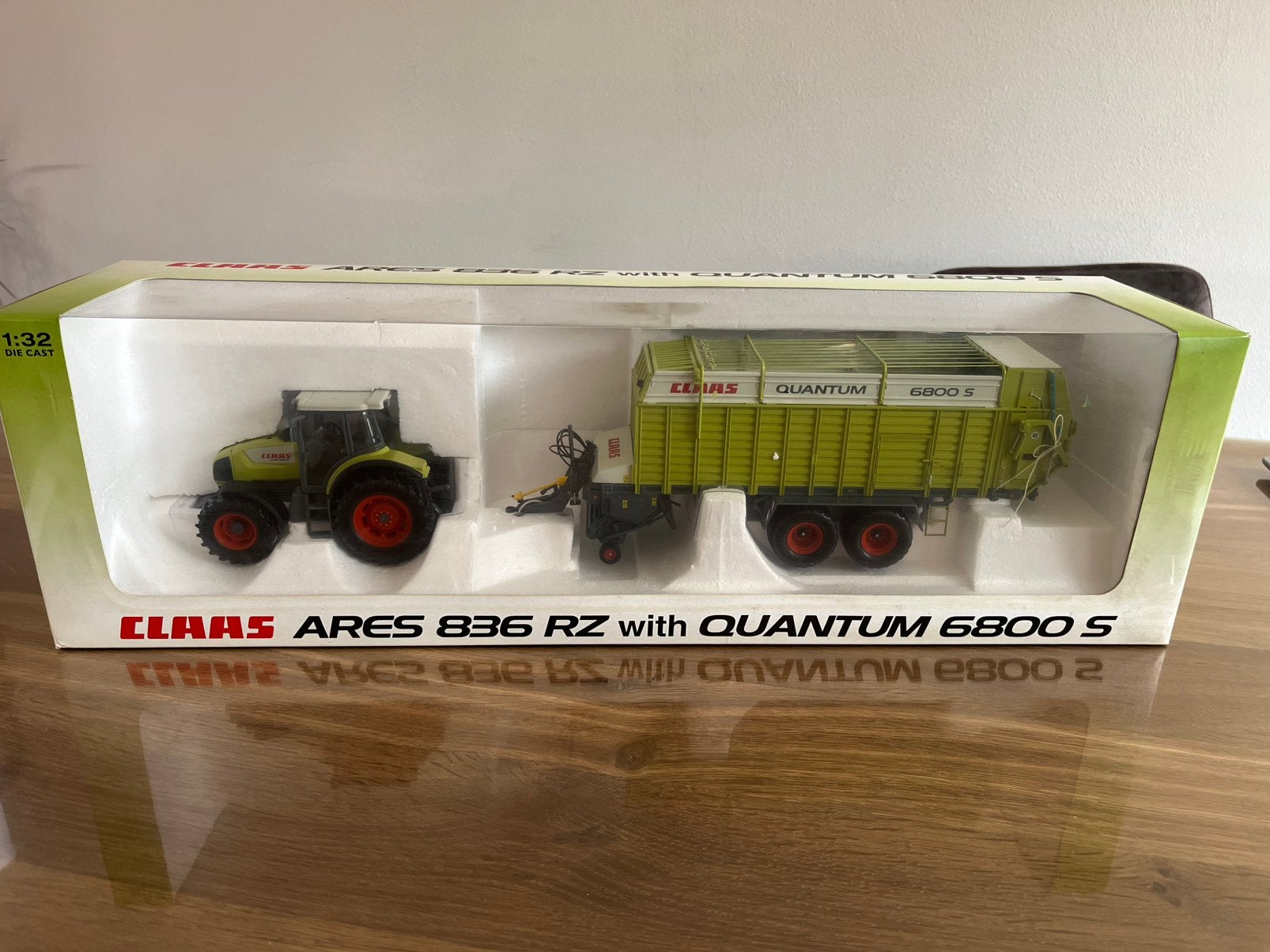Claas Ares 836 RZ trekker net Quantum 6800 S silagewagen UH, Ophalen of Verzenden, Nieuw, Tractor of Landbouw, Universal Hobbies