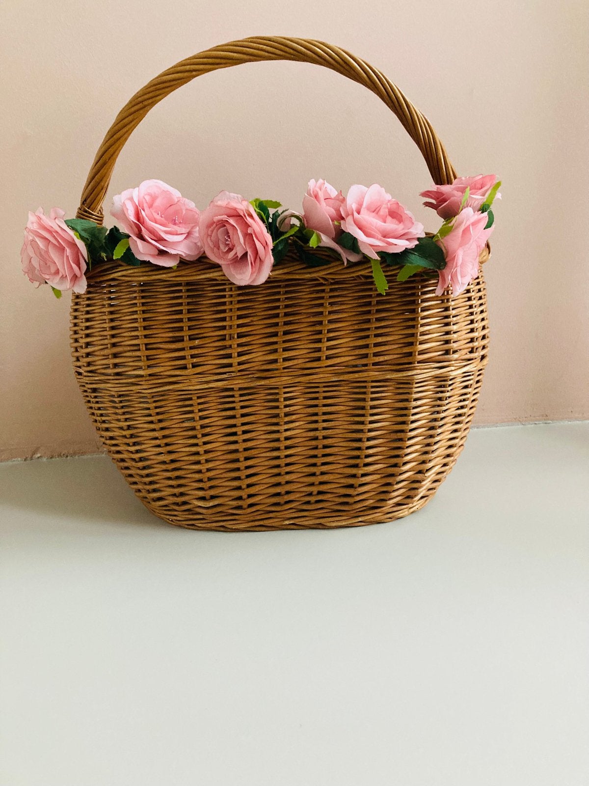 Rotan mand groot  met rozen  boodschappenmand, Ophalen of Verzenden, Riet