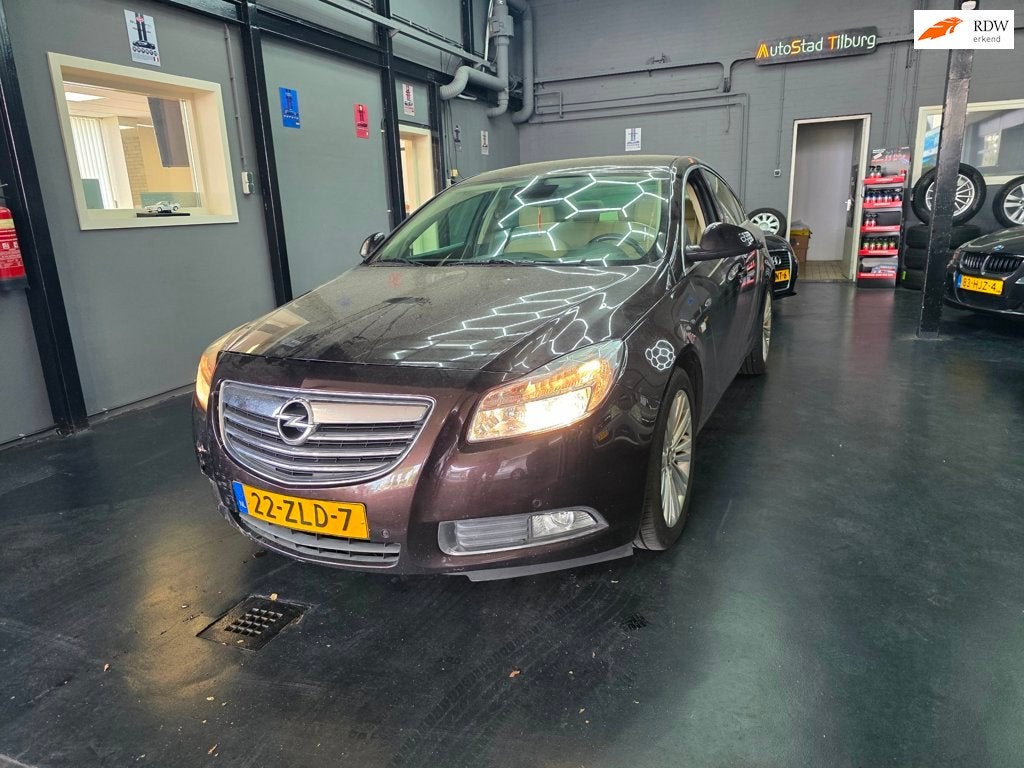Opel Insignia 1.4 Turbo EcoFLEX Business+ Schade VOOR !, Bruin, Sedan, 1362 cc, Benzine
