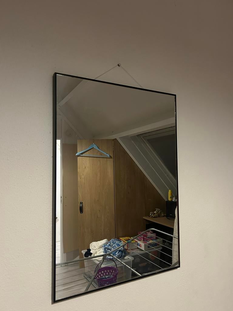Hovet rechthoekige zwarte wandspiegel, Huis en Inrichting, Woonaccessoires | Spiegels, Ophalen, Gebruikt, 100 tot 150 cm, Rechthoekig