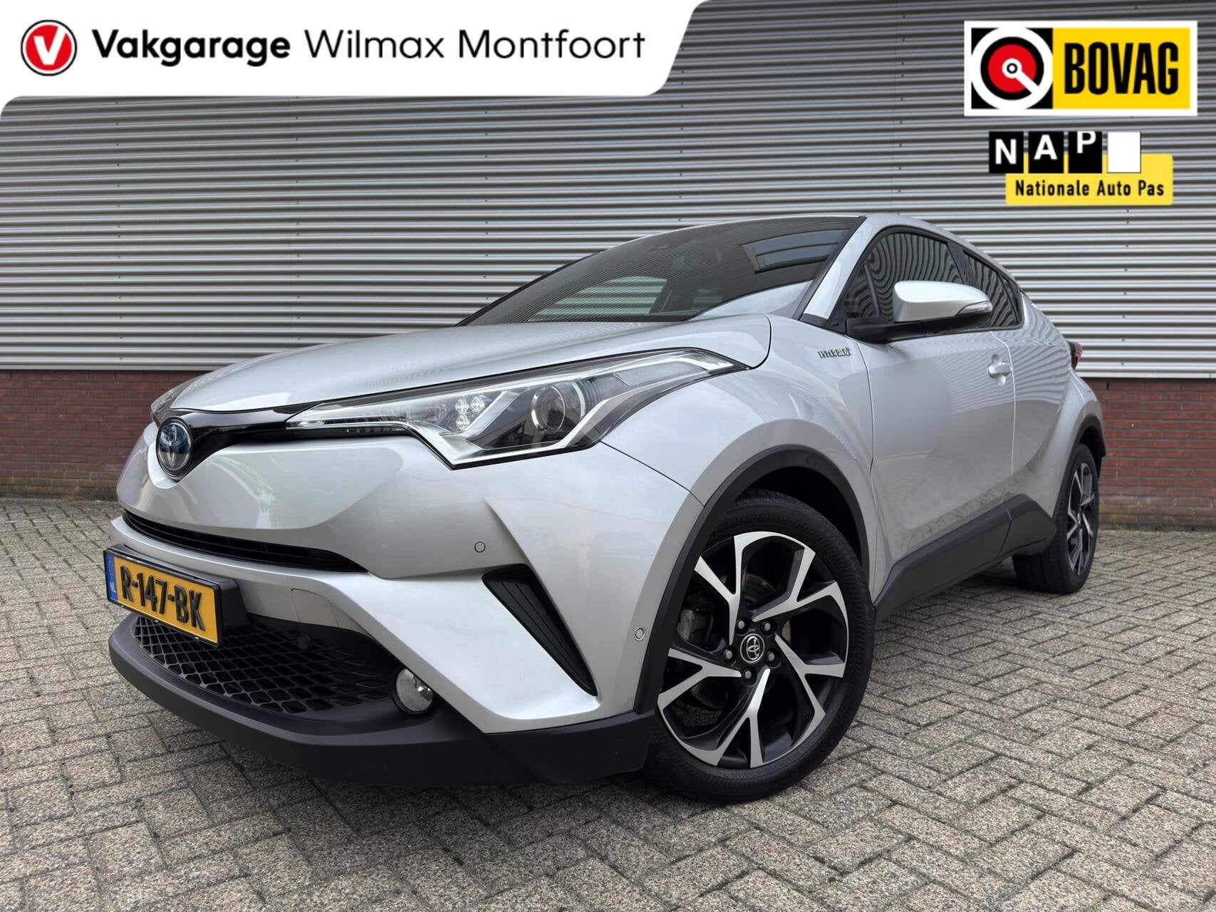 Toyota C-HR 1.8 Hybrid Dynamic|Keyless|Camera|Cruise|Stoelve, Stof, 4 cilinders, Met garantie (alle), 122 pk