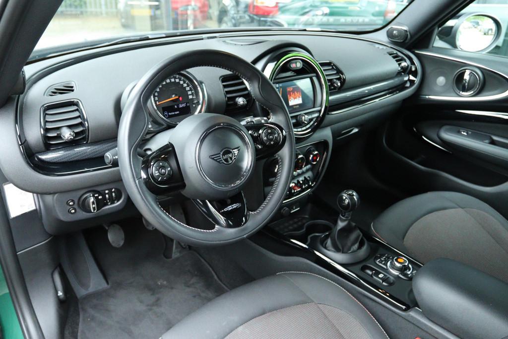 MINI MINI CLUBMAN 1.5 ONE D BUSINESS EDITION | NAVI | PDC |, Auto's, Mini, Stof, Gebruikt, 116 pk, 3 cilinders