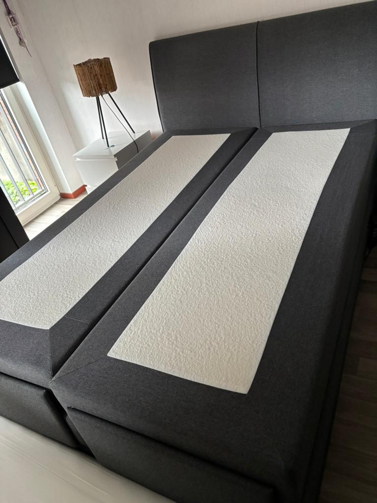 Te koop electrische boxspring 1.40 m x 2.00 m, Ophalen, Tweepersoons, 140 cm, Zo goed als nieuw