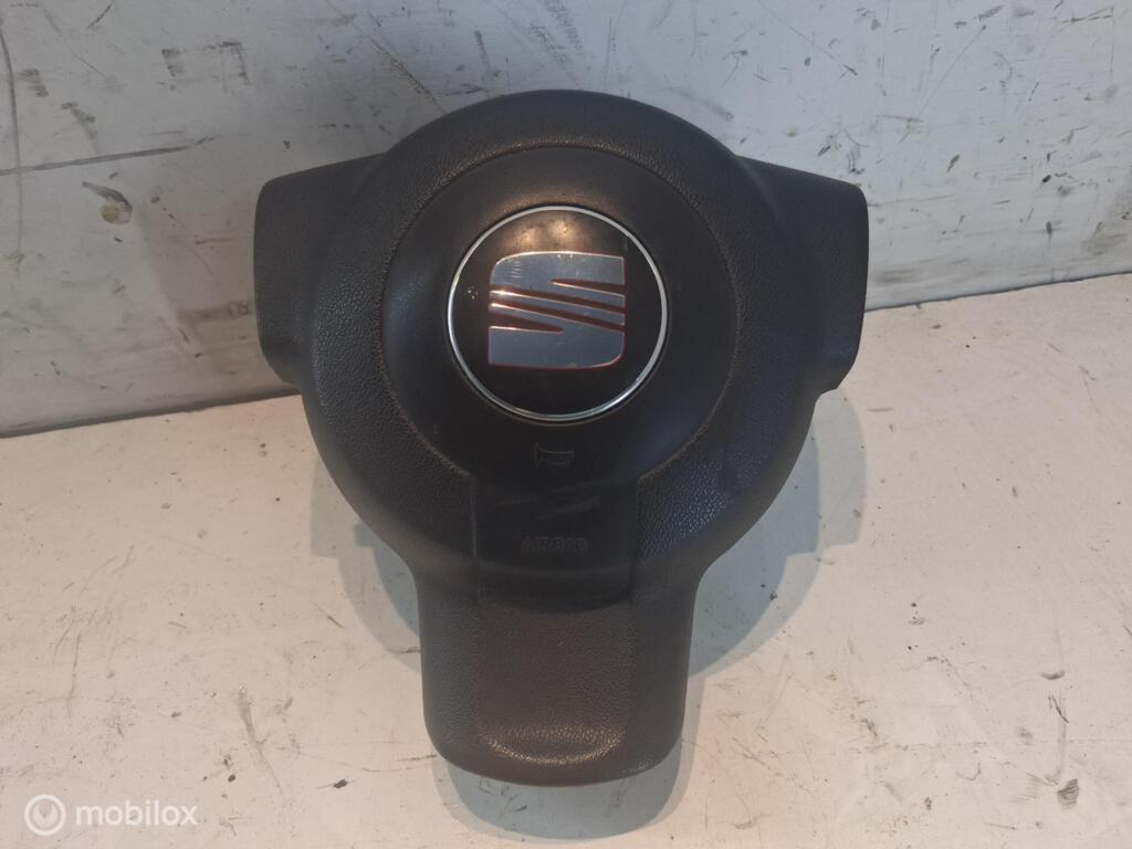 Airbag stuur Seat Ibiza 6L 1.8-20VT ('02-'09) 6L0880201K, Gebruikt, Ophalen of Verzenden, Seat, Seat