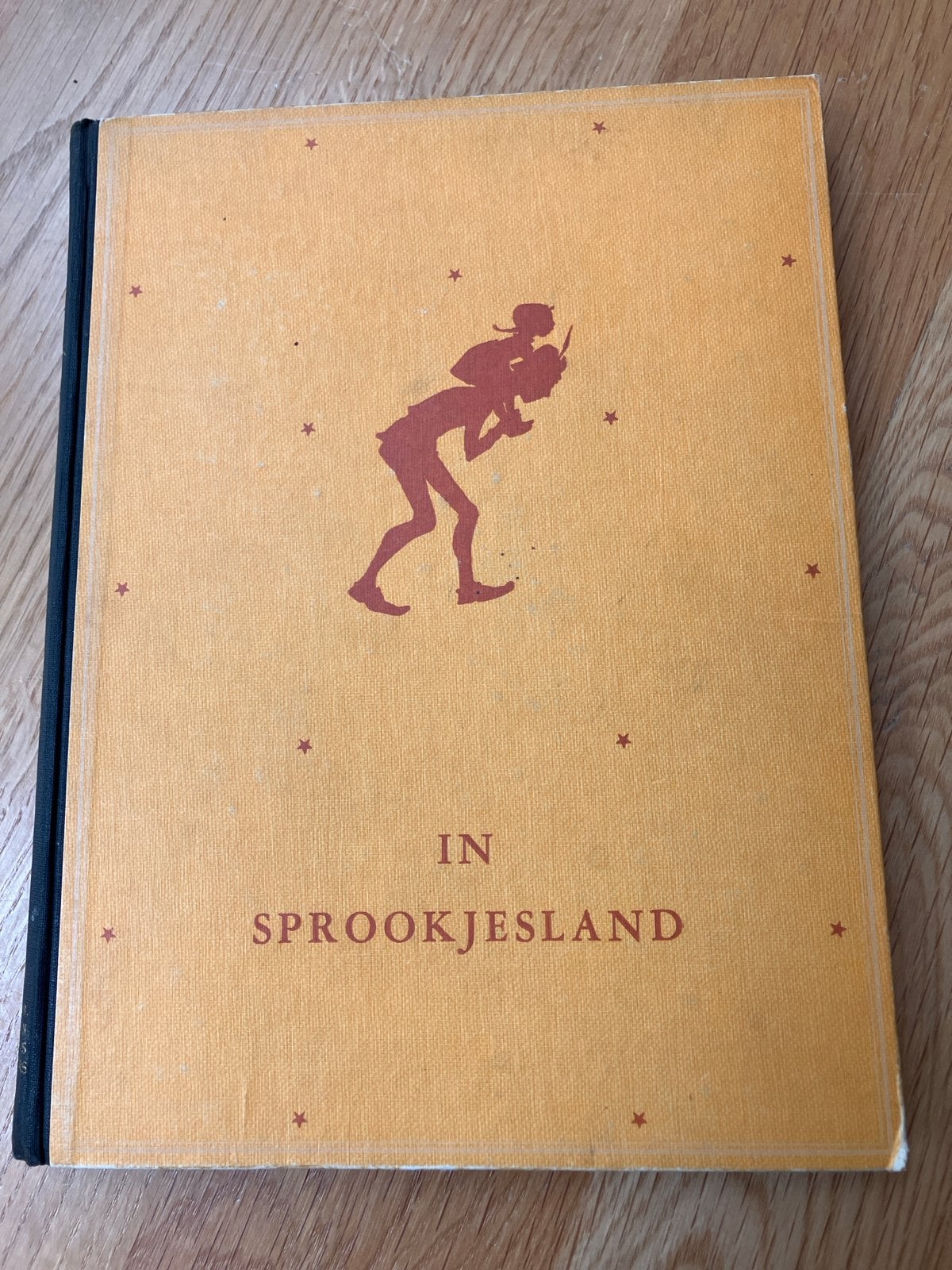 In Sprookjesland - Willem Kramer (1947), Ophalen of Verzenden, Gelezen