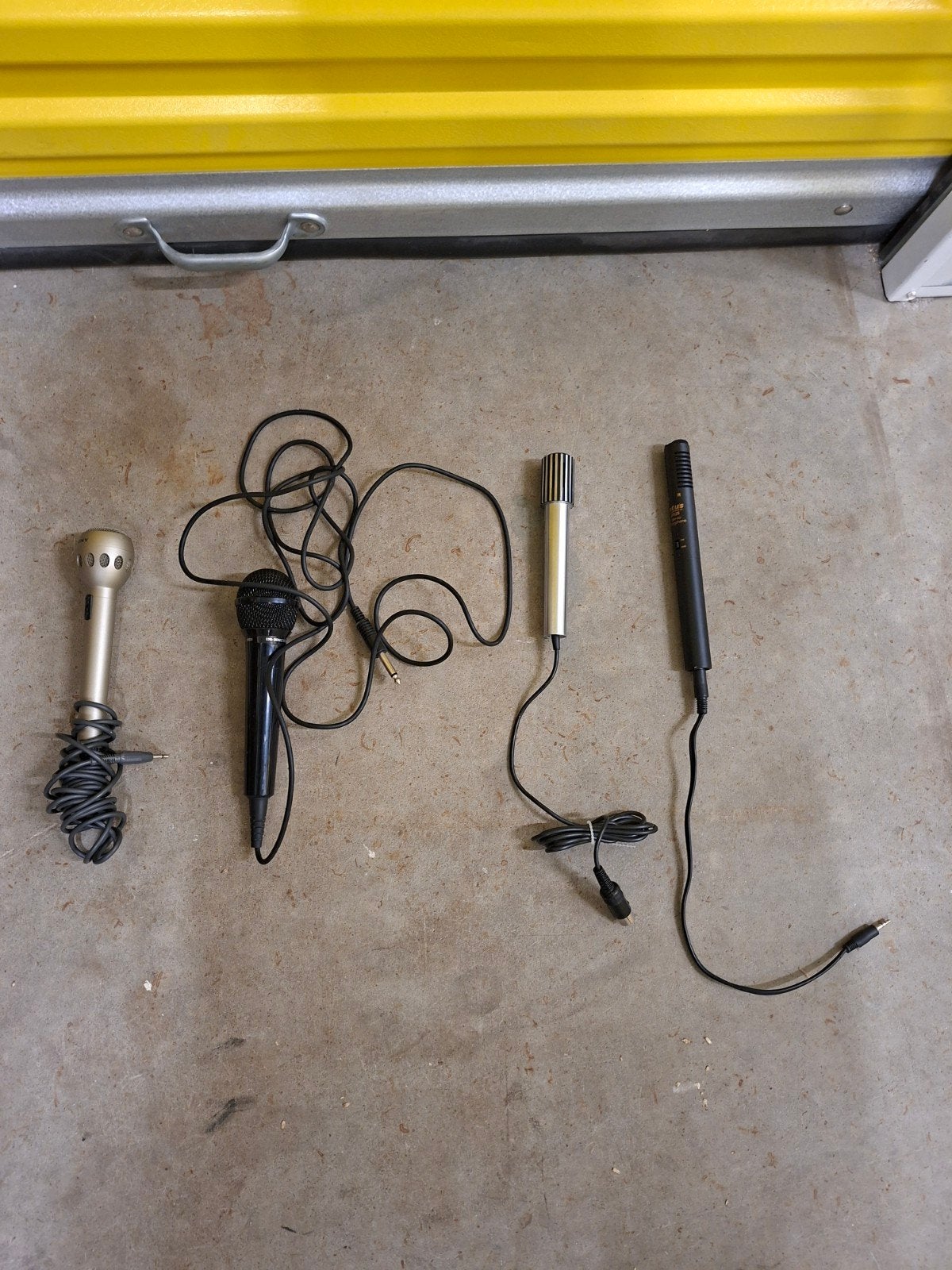 Diverse microfoons: Sony, Grundig, Audio-Technica, Dynamic, Muziek en Instrumenten, Ophalen of Verzenden