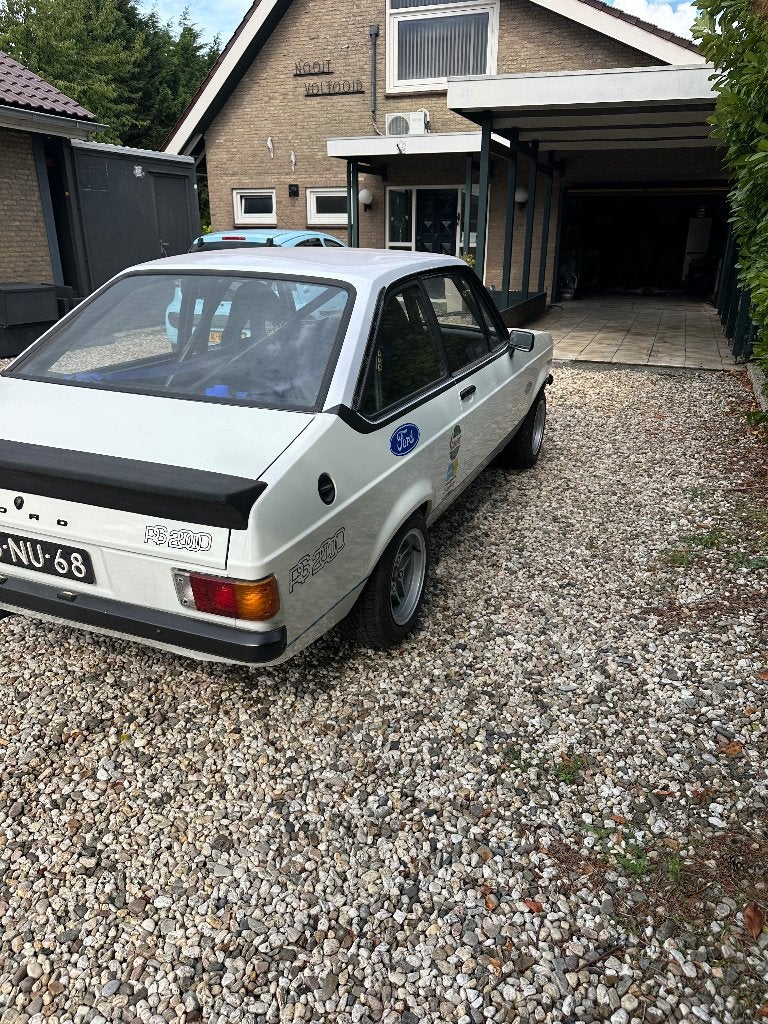 Ford escort mk2 rs2000 replica, 195 pk, Escort, Zwart, 4 cilinders