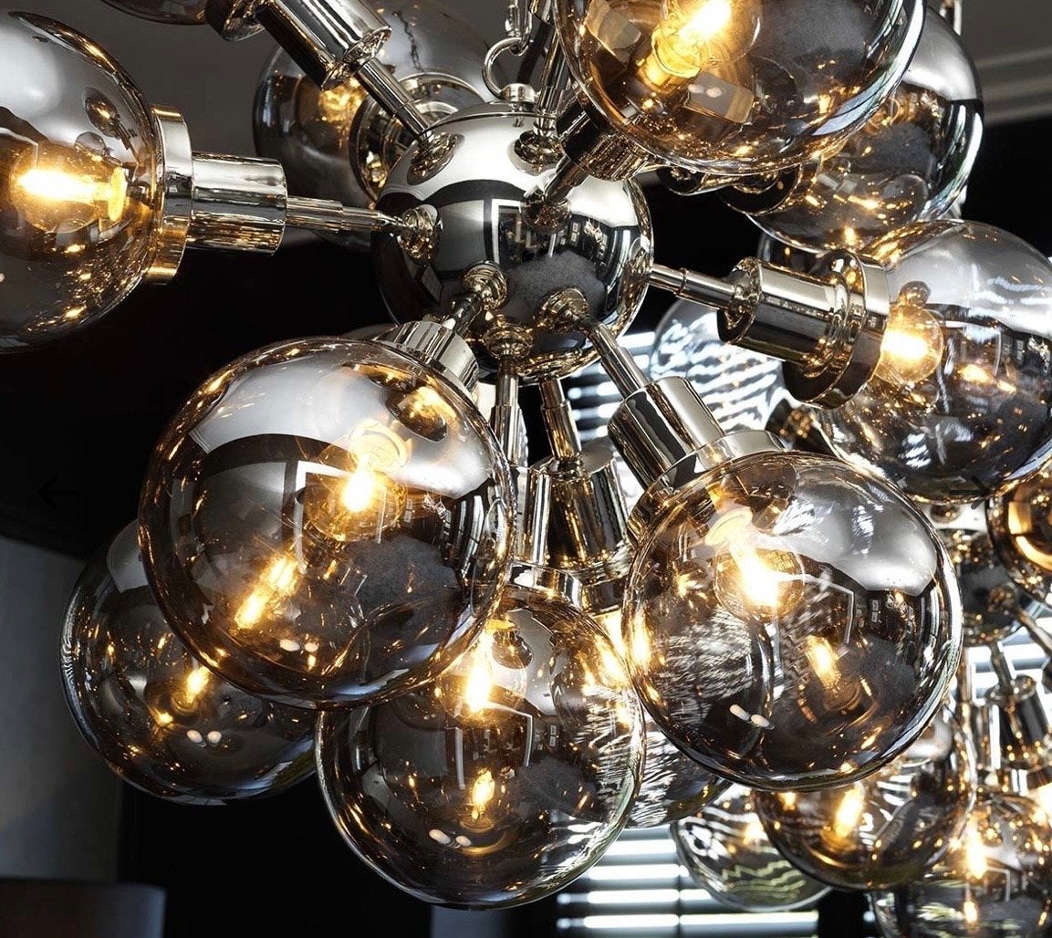 2 Eichholtz Ludlow Smoke Hanglampen nieuwprijs per stuk€1000, Ophalen, Zo goed als nieuw, Glas, E14 (klein)