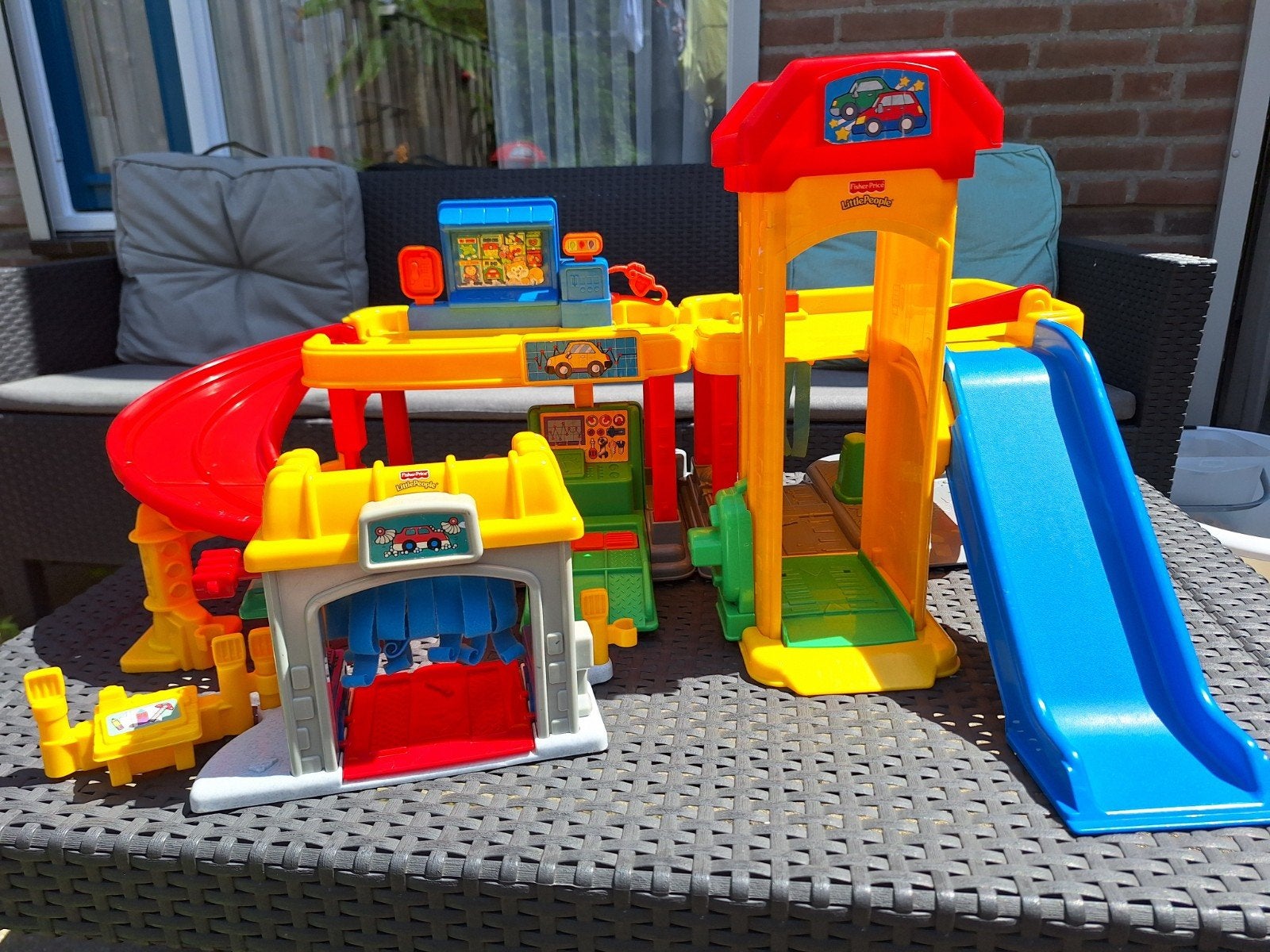 Little people garage & carwash, Ophalen, Speelset