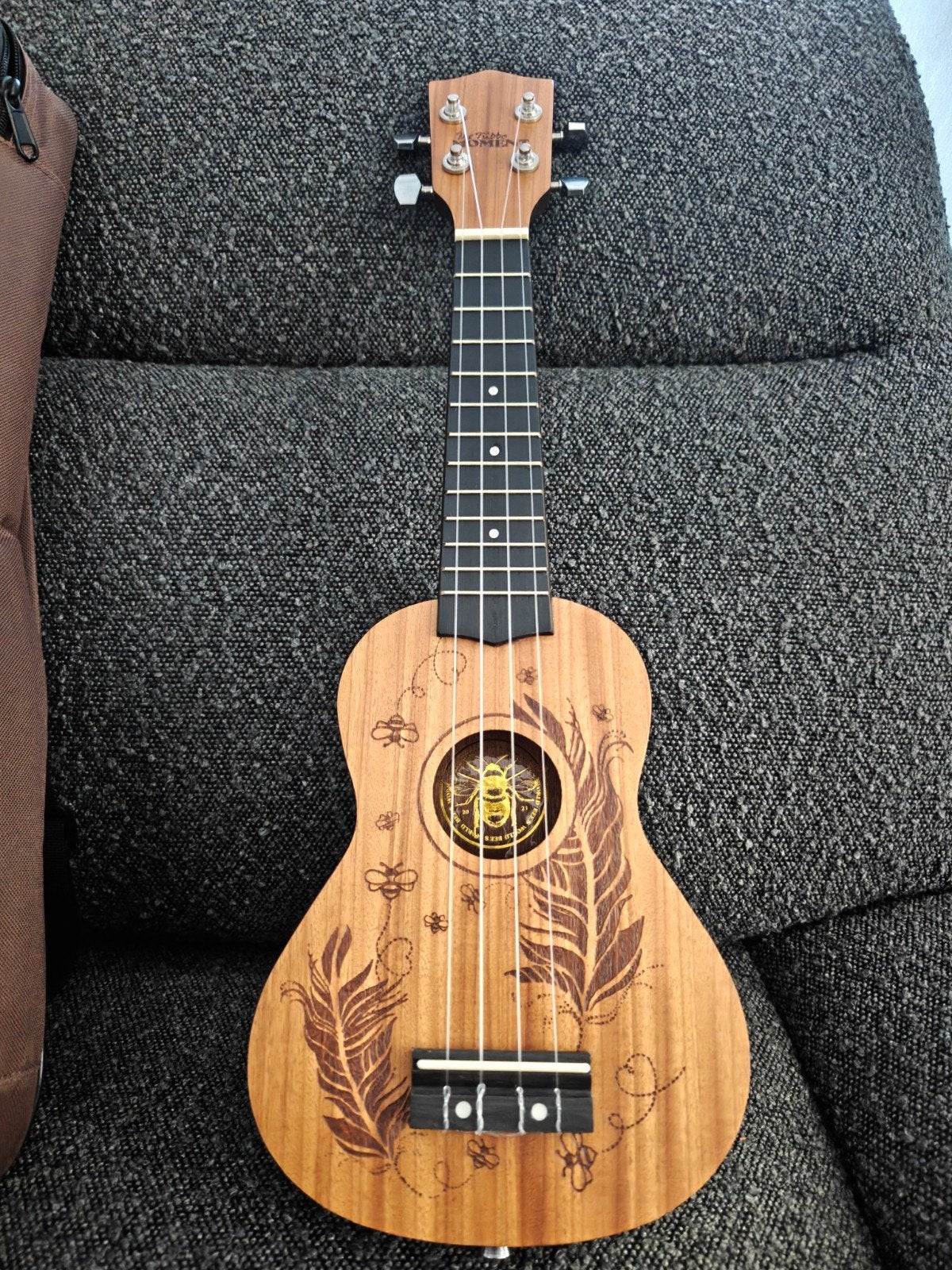 Zo goed als nieuwe ukelele met tas, Muziek en Instrumenten, Snaarinstrumenten | Overige, Ophalen of Verzenden, Zo goed als nieuw