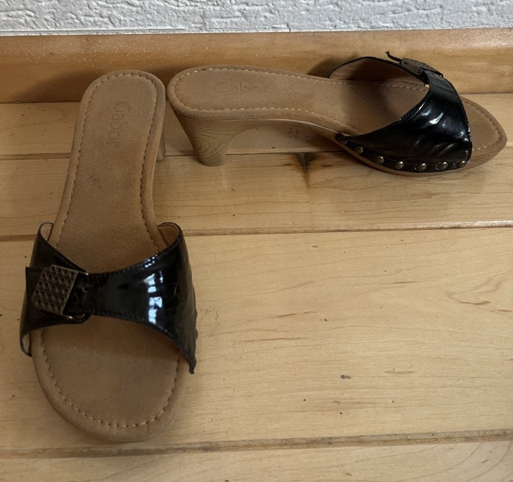 Gabor Sport kleppertjes maat 39 muilen lakleer zwart ZGAN, Verzenden, Zwart, Sandalen of Muiltjes, Zo goed als nieuw