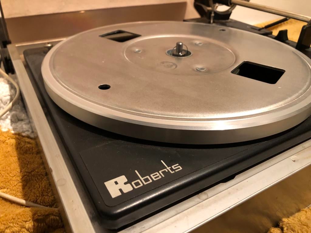 Roberts Platenspeler met stofkap, Ophalen of Verzenden, Gebruikt, Platenspeler, Overige merken