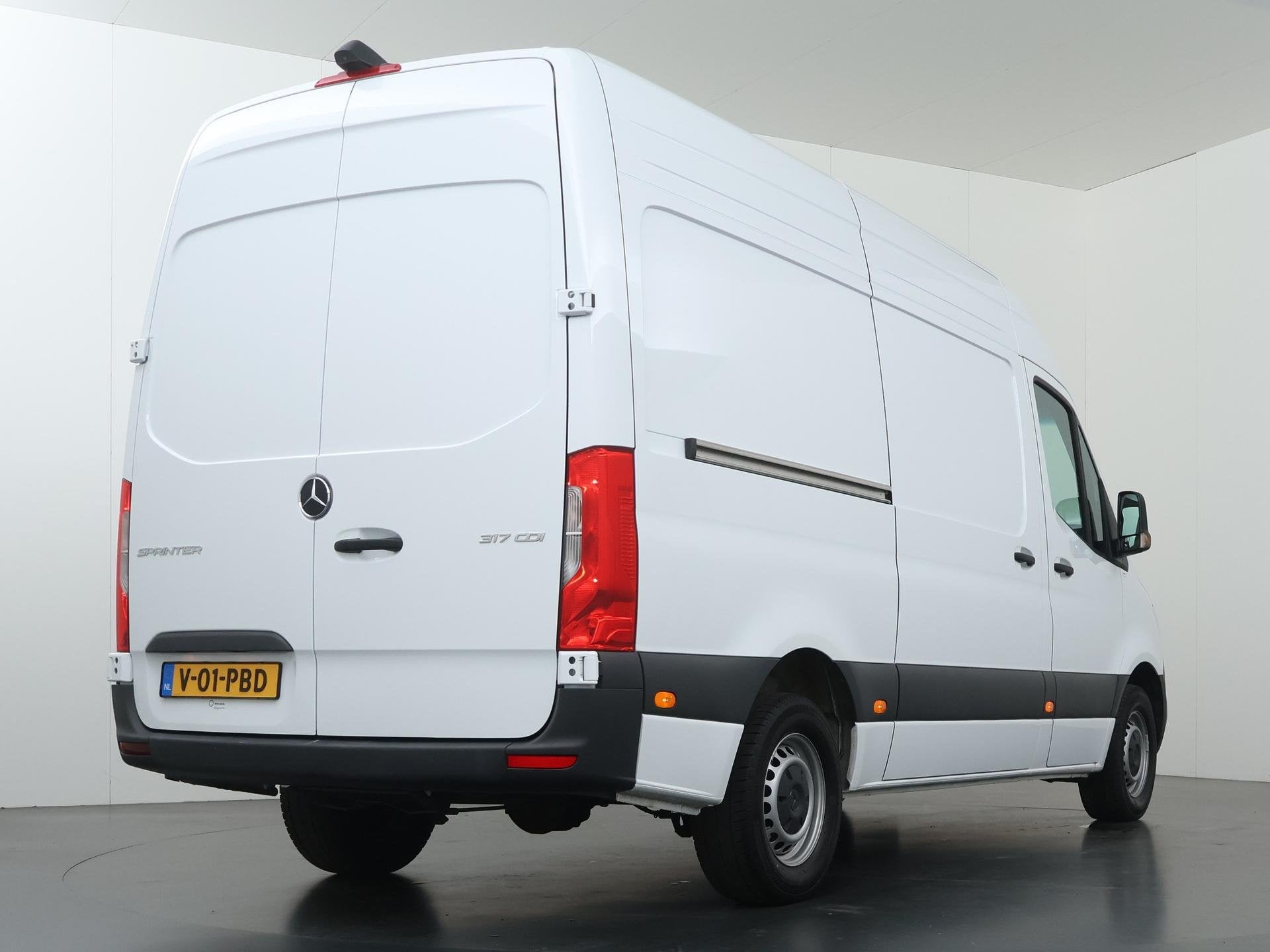 Mercedes-Benz Sprinter 317 CDI | AUT. | L2 H2 | Pro | 3-zits, Auto's, Automaat, Gebruikt, 4 cilinders, Wit
