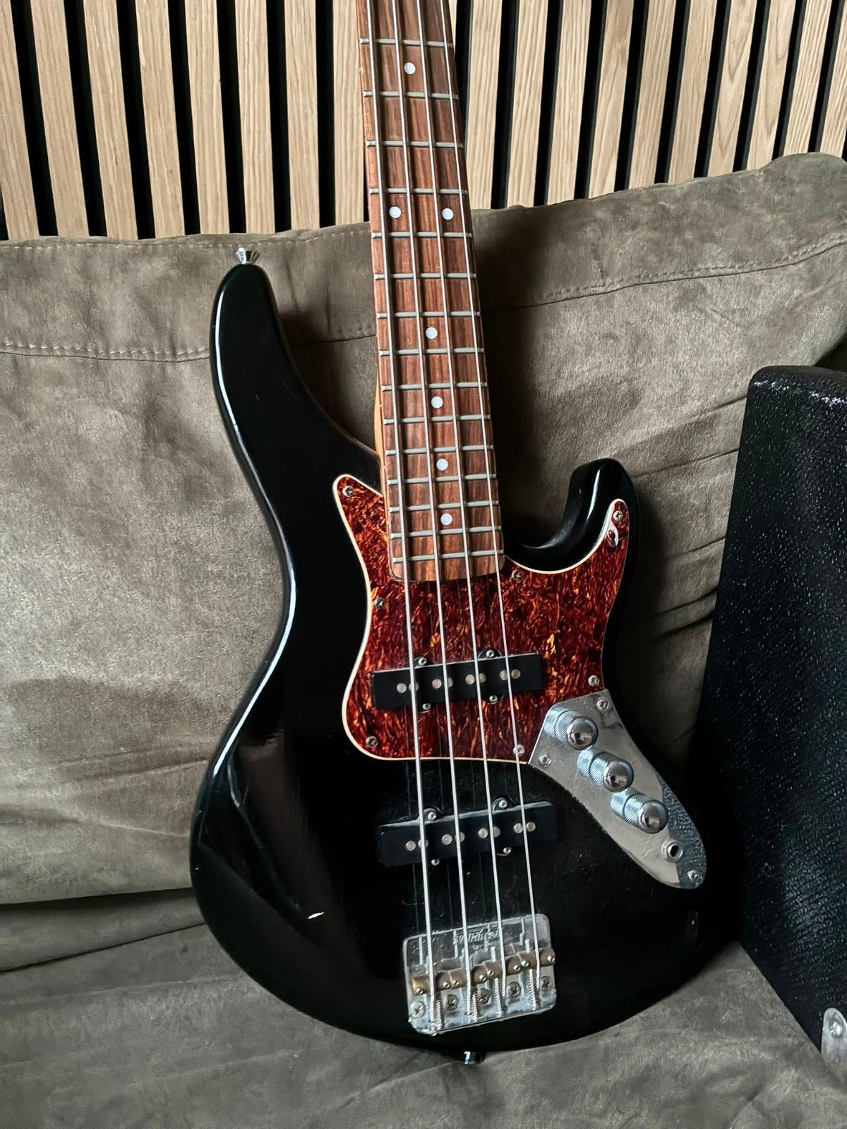 Richwood shortscale met versterker, Muziek en Instrumenten, Ophalen, Zo goed als nieuw, Elektrisch