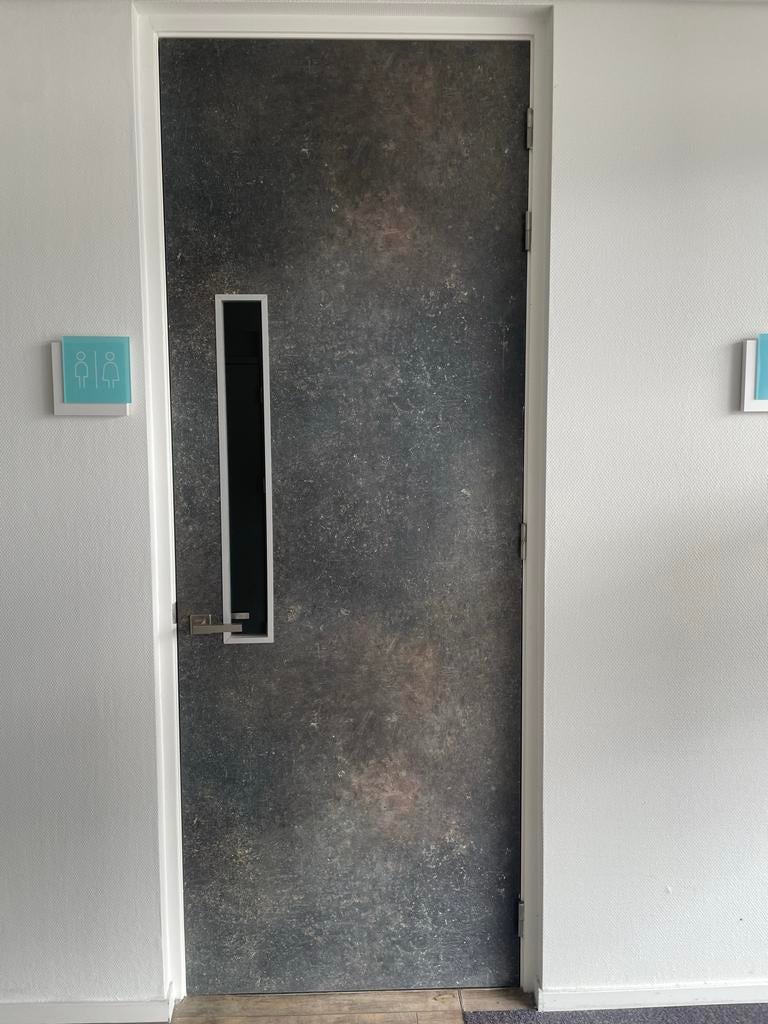 Partij moderne betonlook binnendeur met beslag, Ophalen, Gebruikt