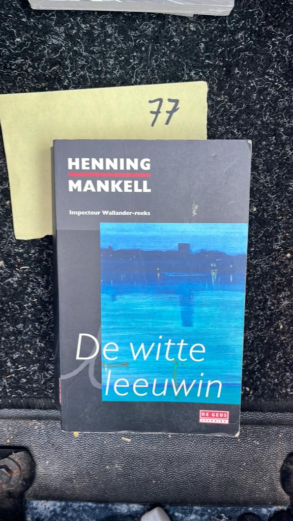De Witte Leeuwin - Henning Mankell (Inspecteur Wallander), Ophalen of Verzenden, Zo goed als nieuw