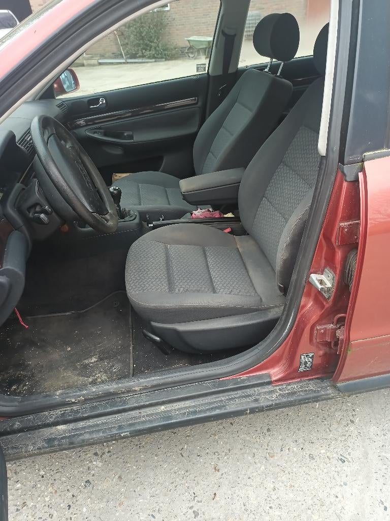 Audi 1997 Rood, Auto's, Audi, Particulier, A4, ABS, Achteruitrijcamera, Airbags, Airconditioning, Alarm, Benzine, Euro 2, Hatchback